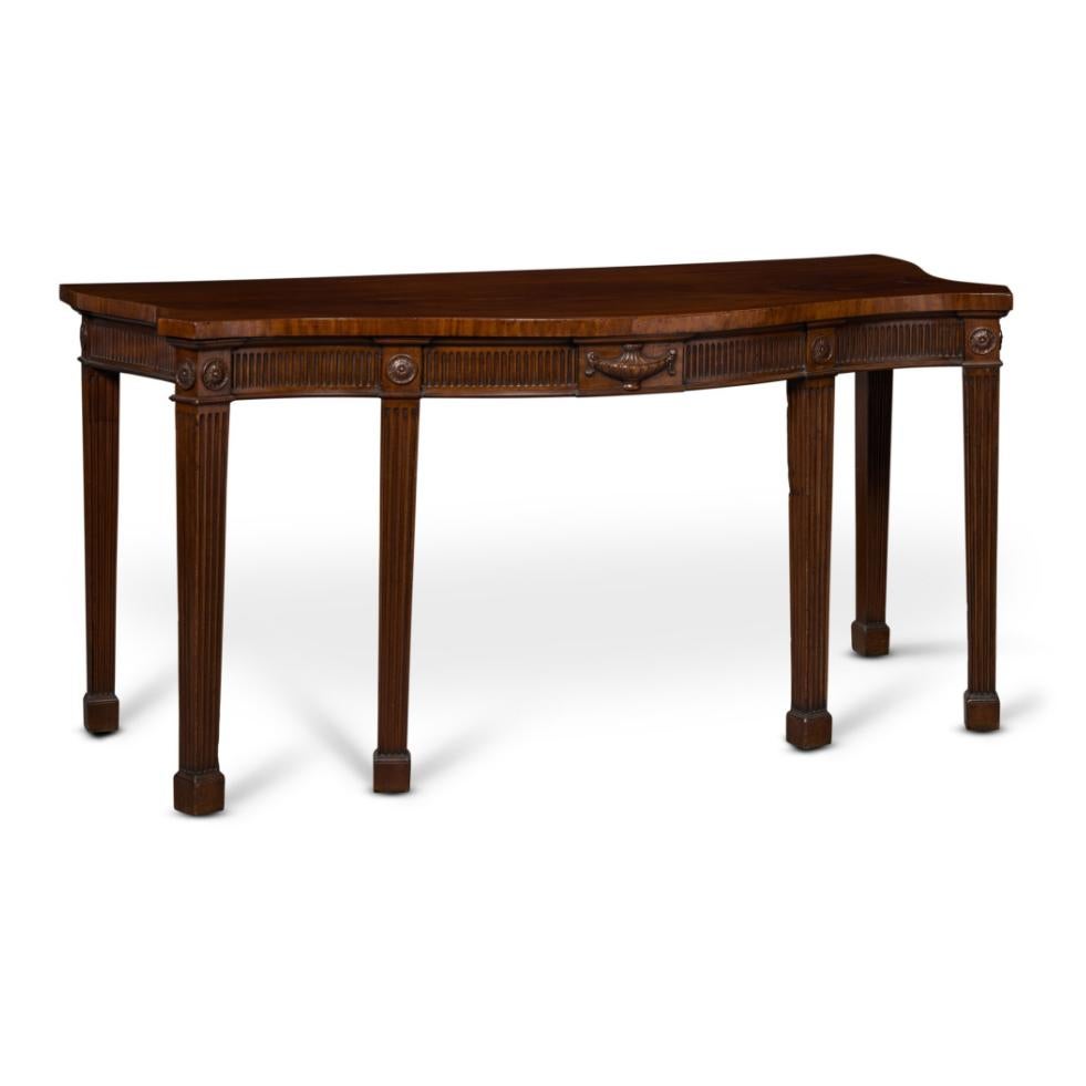 George III Serpentine Mahogany Serving Table In Good Condition For Sale In Essex, MA