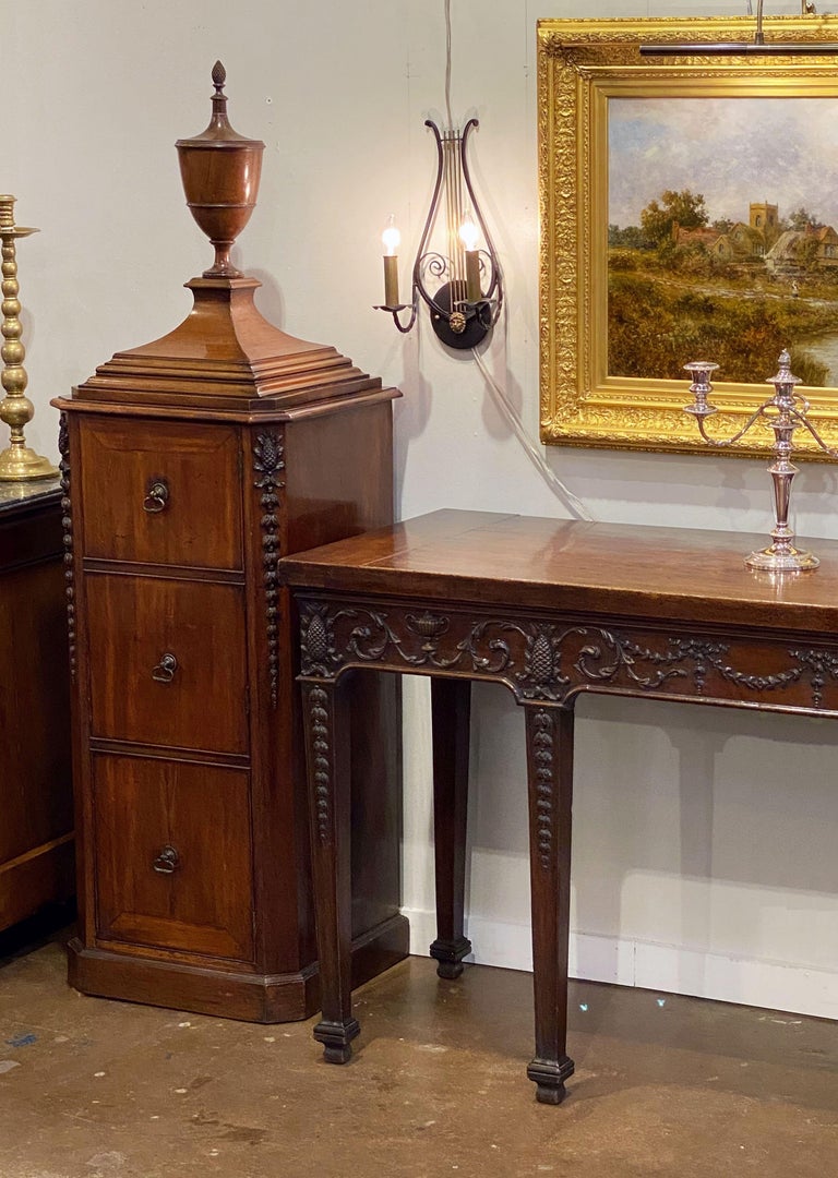 18th Century George III Serving Table or Console Server with Matching Pedestals of Mahogany For Sale