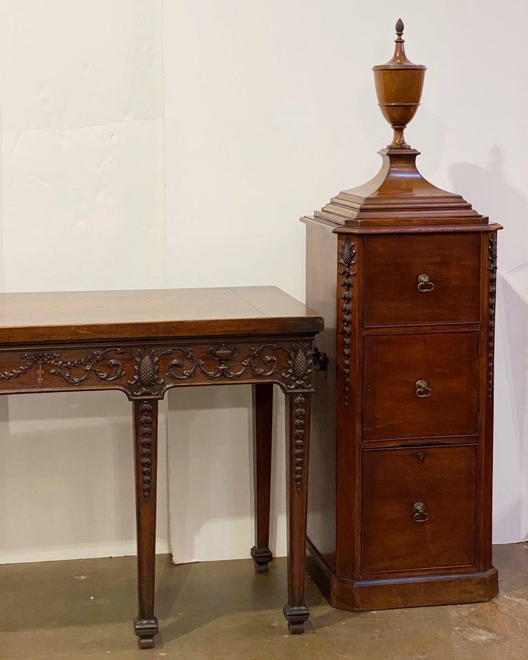 George III Serving Table or Console Server with Matching Pedestals of Mahogany For Sale 2