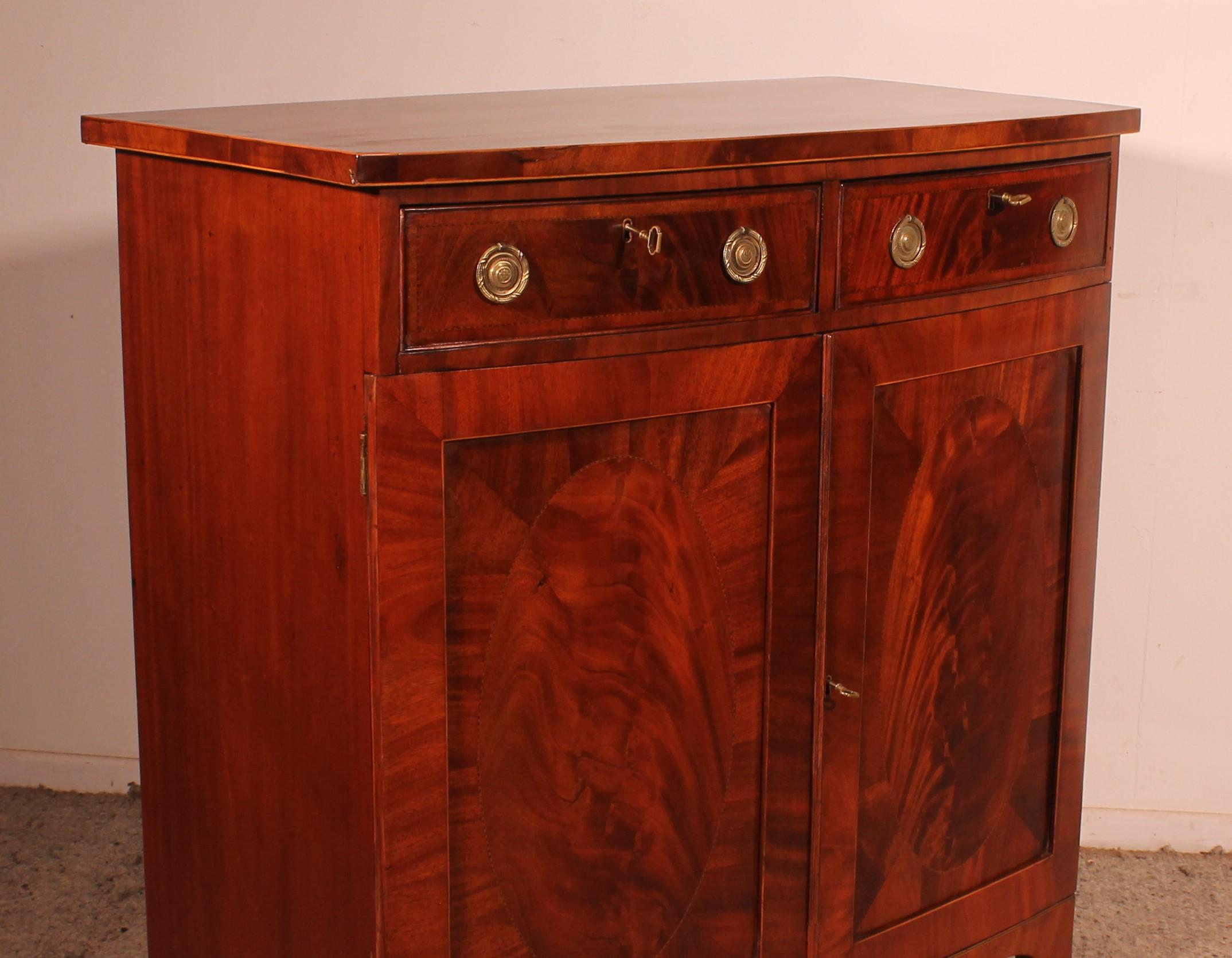 George III Sheraton Bowfront Buffet/ Side Cabinet In Mahogany-18th Century For Sale 7