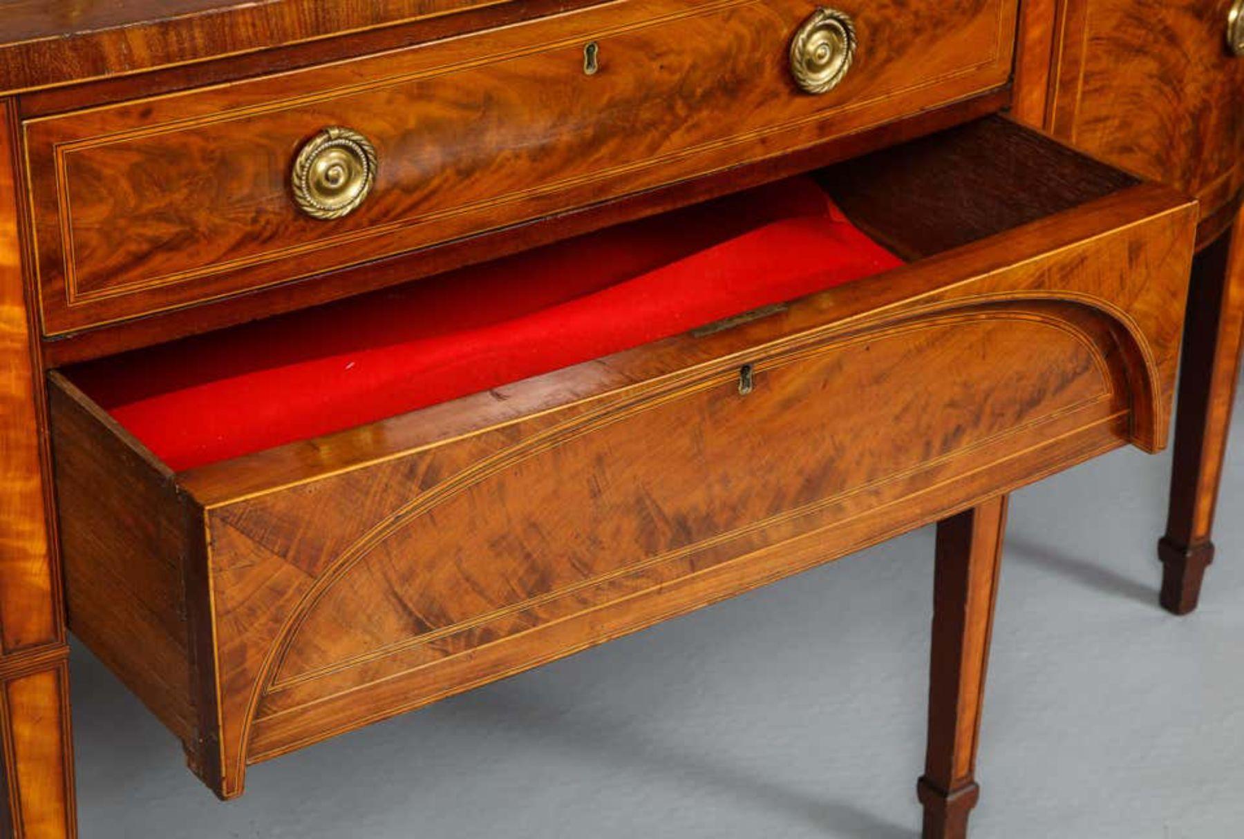 Travail du bois Buffet George III en vente