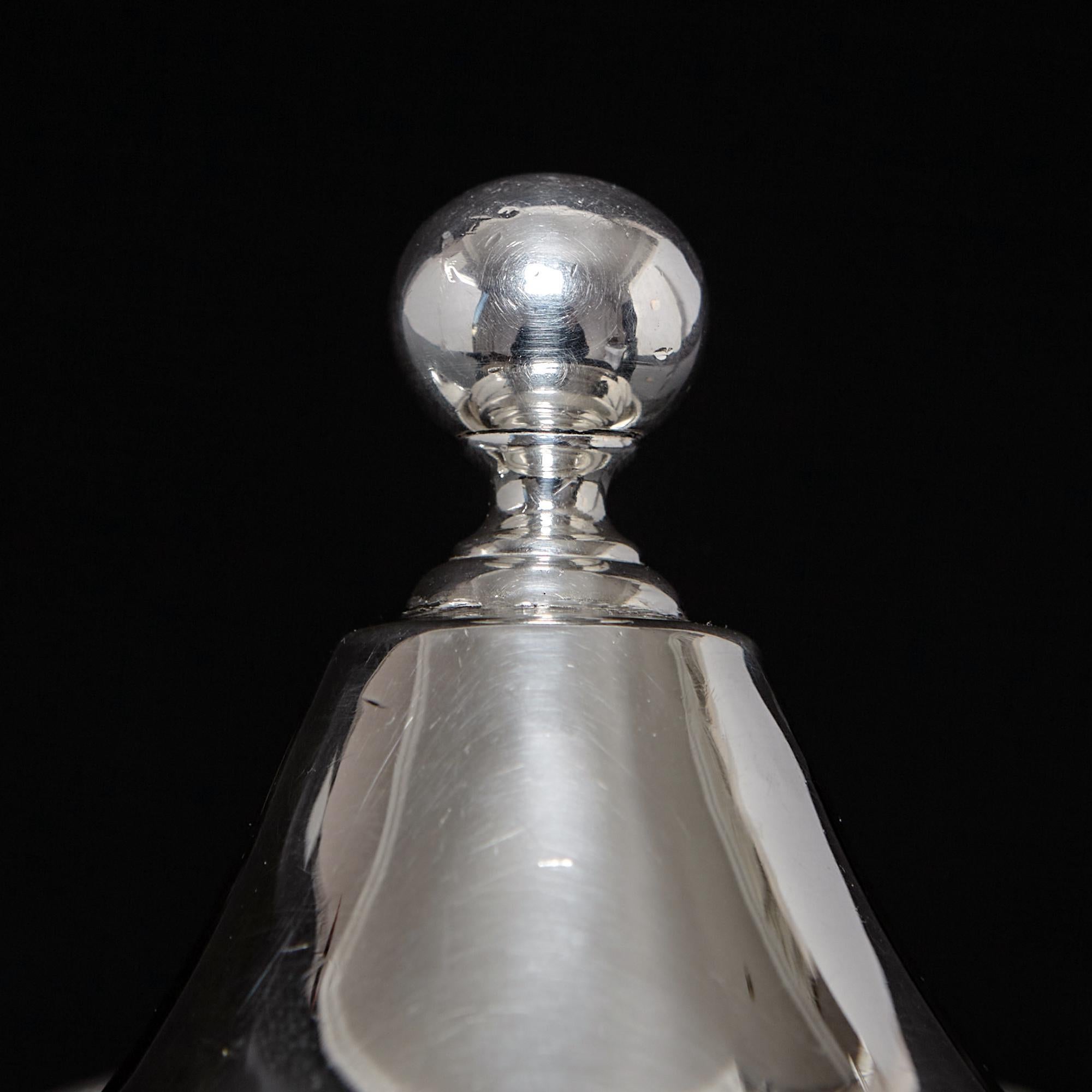 George III silver argyle gravy jug For Sale 4