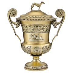 Tasse et couvercle en argent doré George III fabriqués à Londres en 1815 par William Elliot