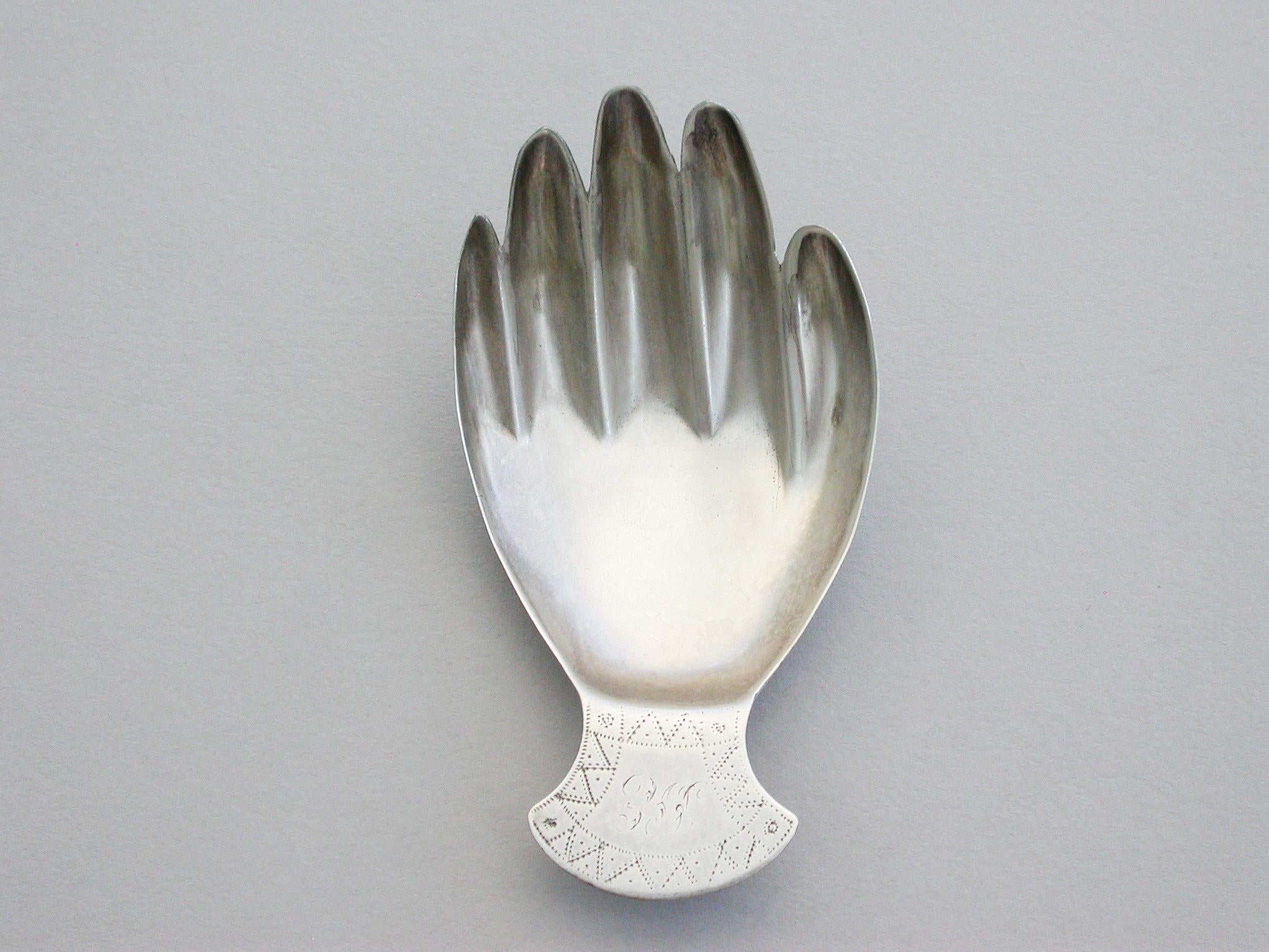 English George III Silver 'Hand' Caddy Spoon. By Josiah Snatt, London, 1806 For Sale