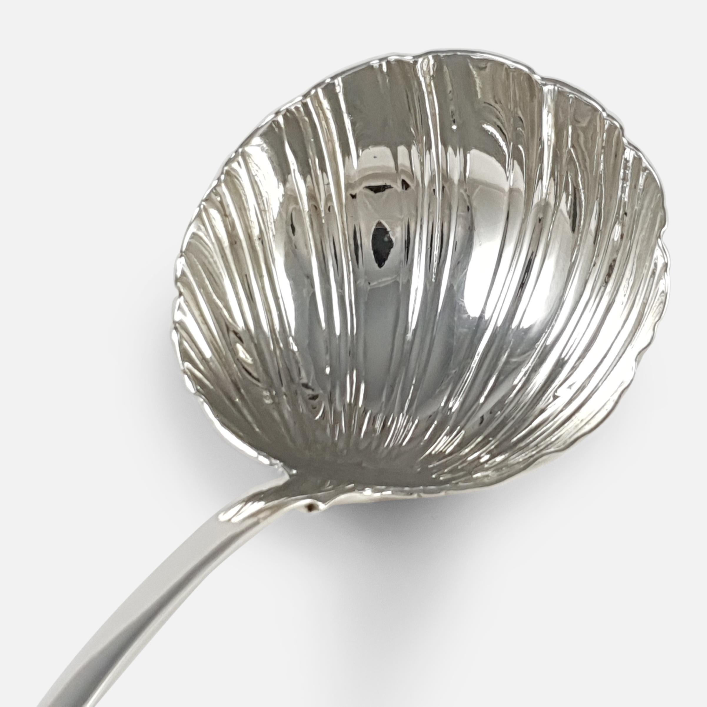 George III Silver Old English Pattern Soup Ladle, John Lampfert, London 1771 In Good Condition For Sale In Glasgow, GB