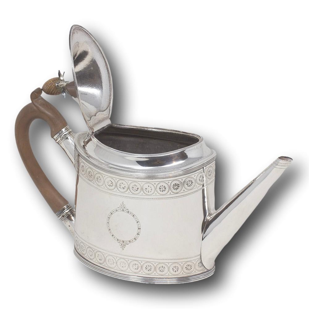 Silber-Teekanne aus der George-III-Periode Peter & Ann Bateman im Angebot 9