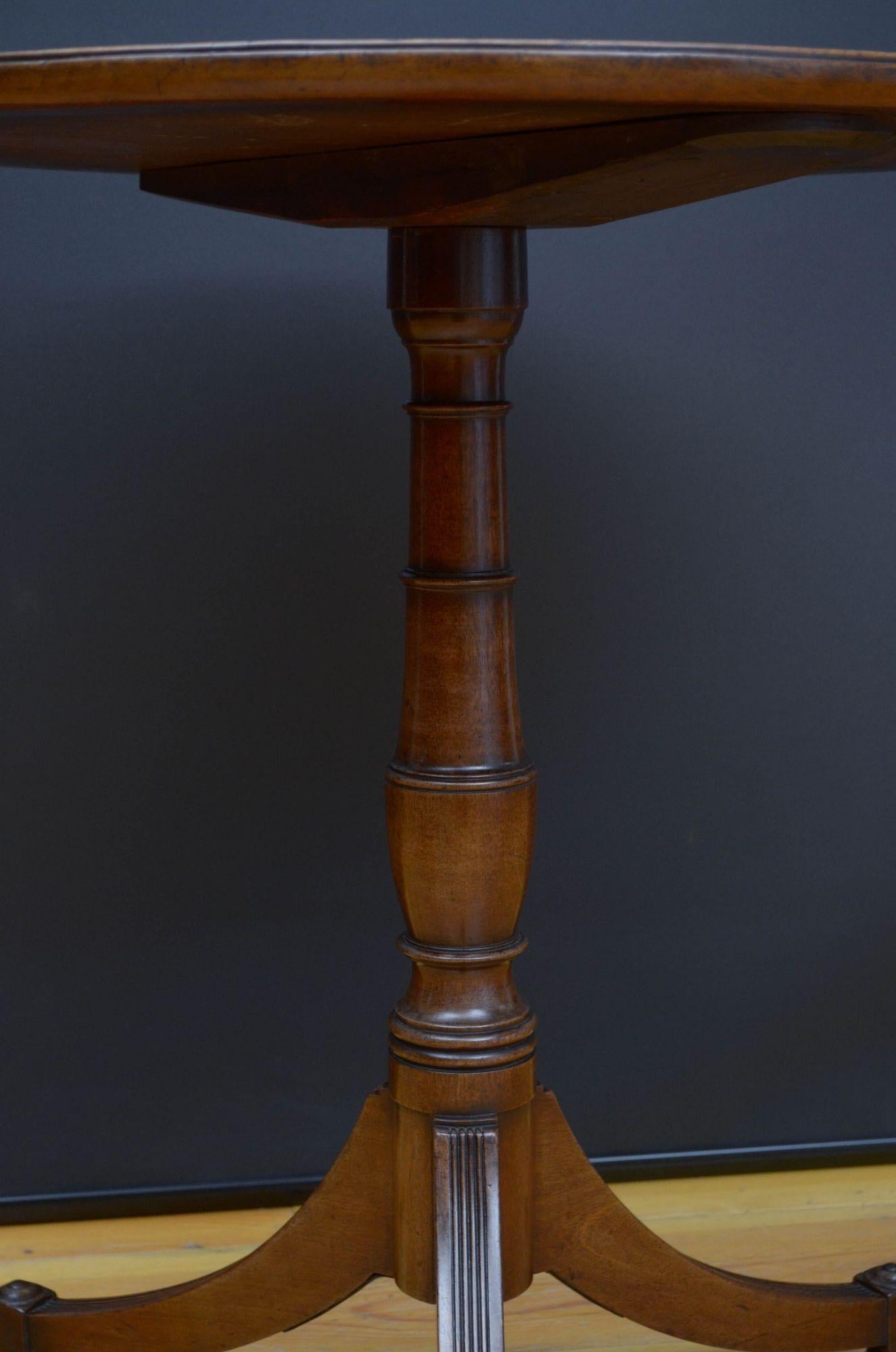 19th Century George III Solid Mahogany Table For Sale