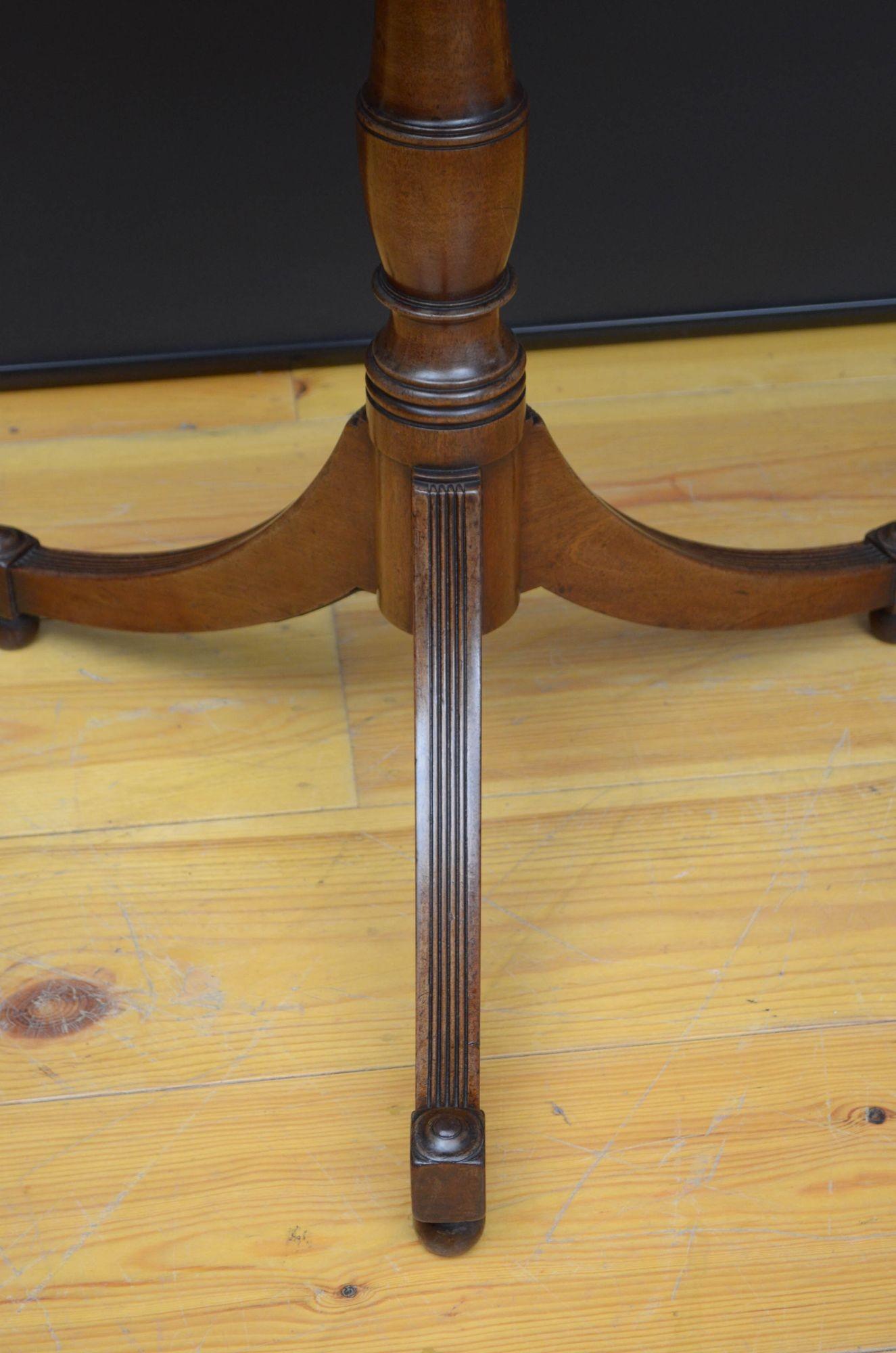 George III Solid Mahogany Table For Sale 1