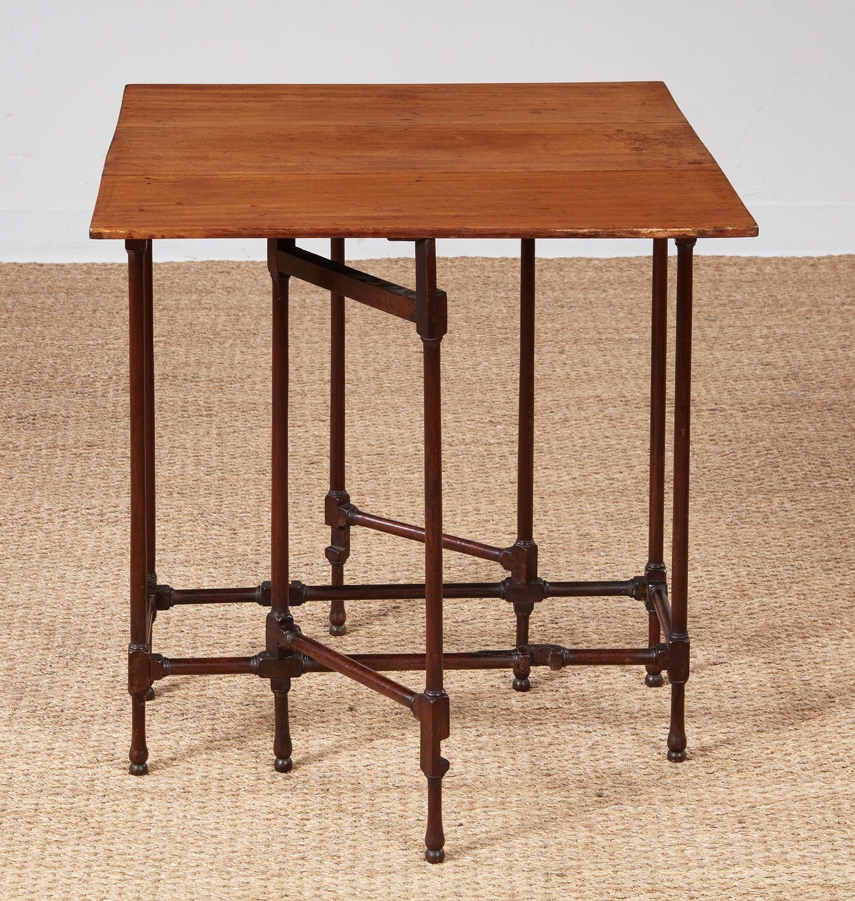 Acajou George III Spider Leg Table en vente