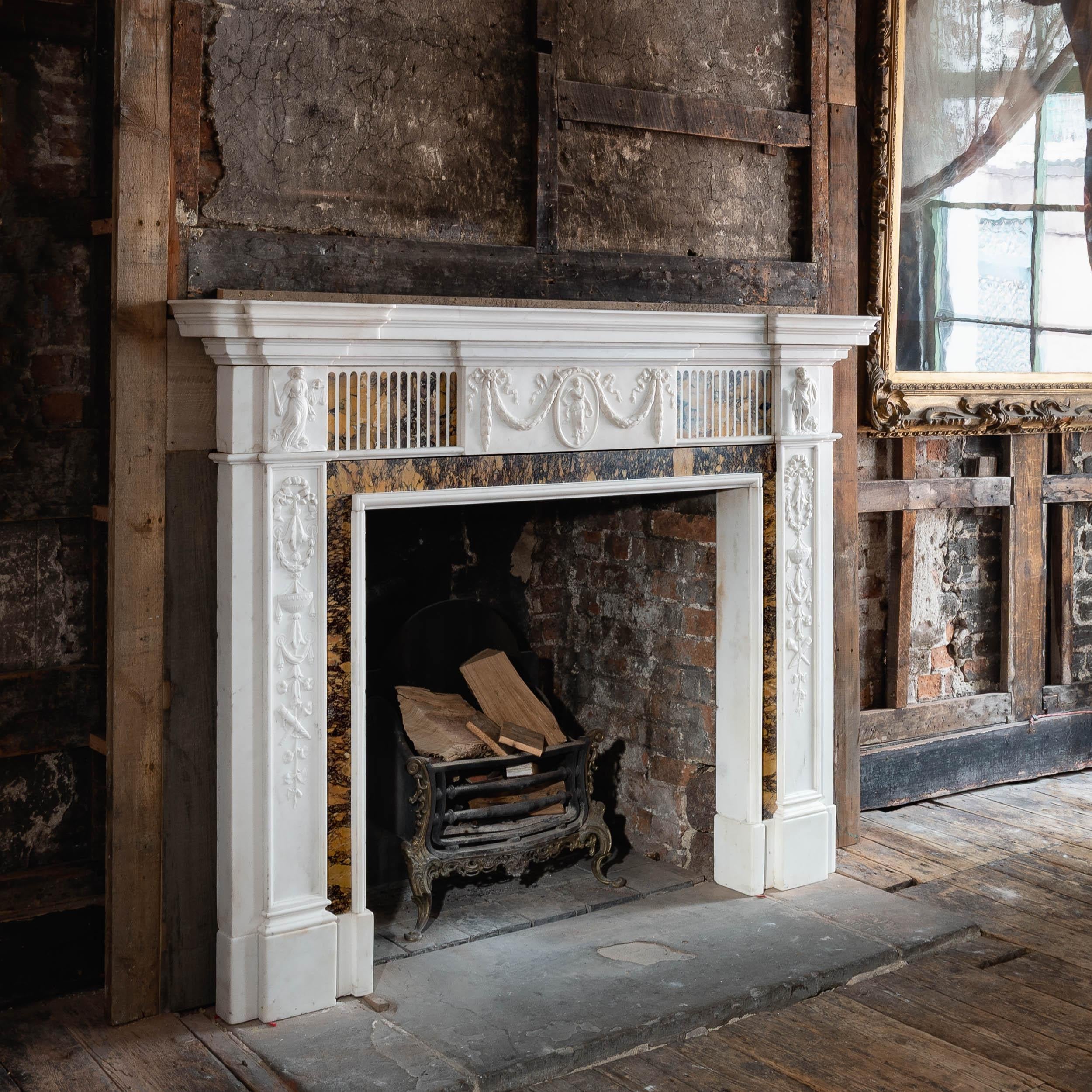 Marmo Siena George III Statuary and Convent Sienna Marble Fireplace in vendita