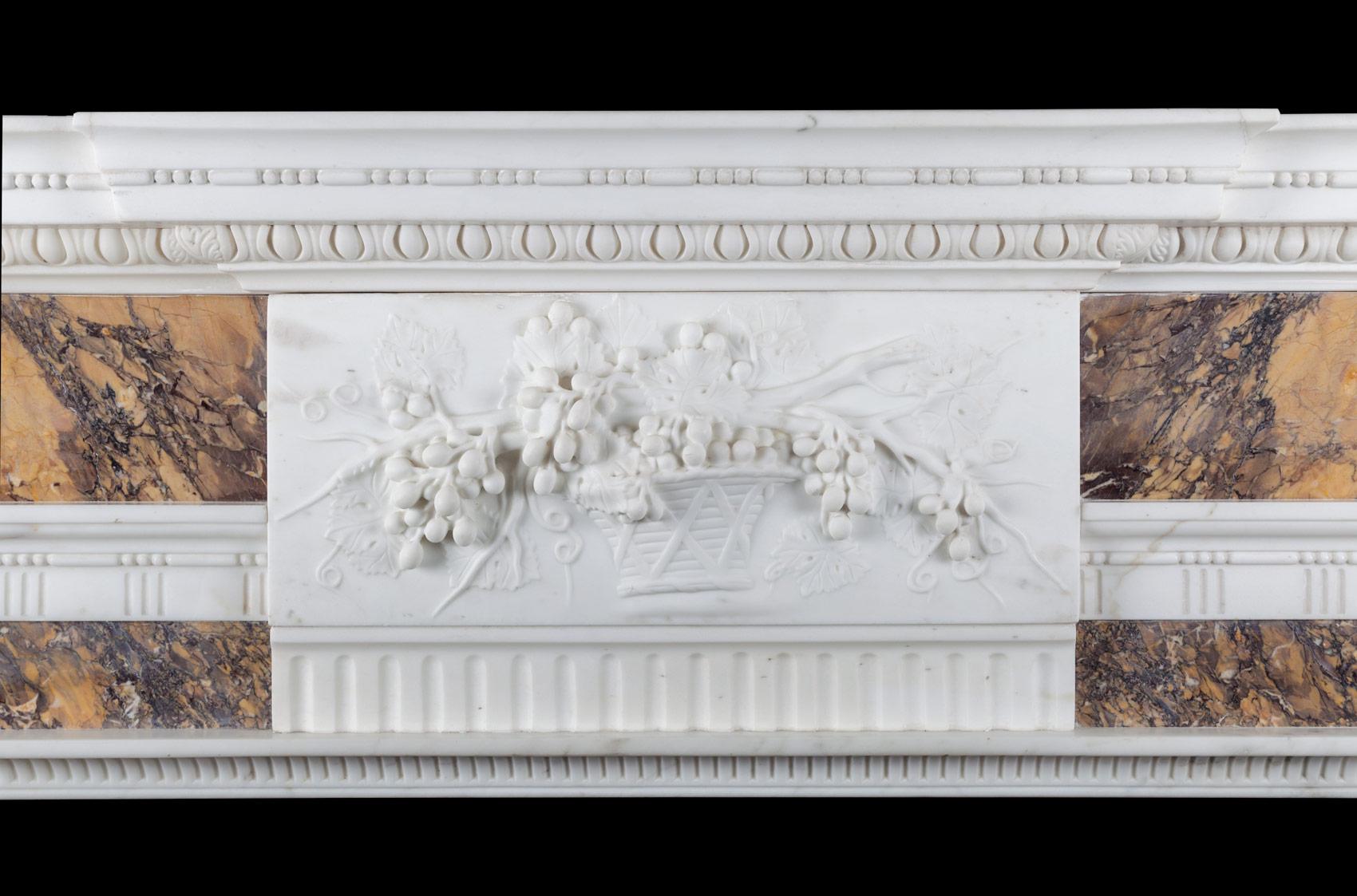 George III Statuary and Sienna Marble Fireplace In Excellent Condition For Sale In Tyrone, Northern Ireland