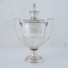 Copa cubierta de plata de ley Jorge III, William Frisbee, 1807