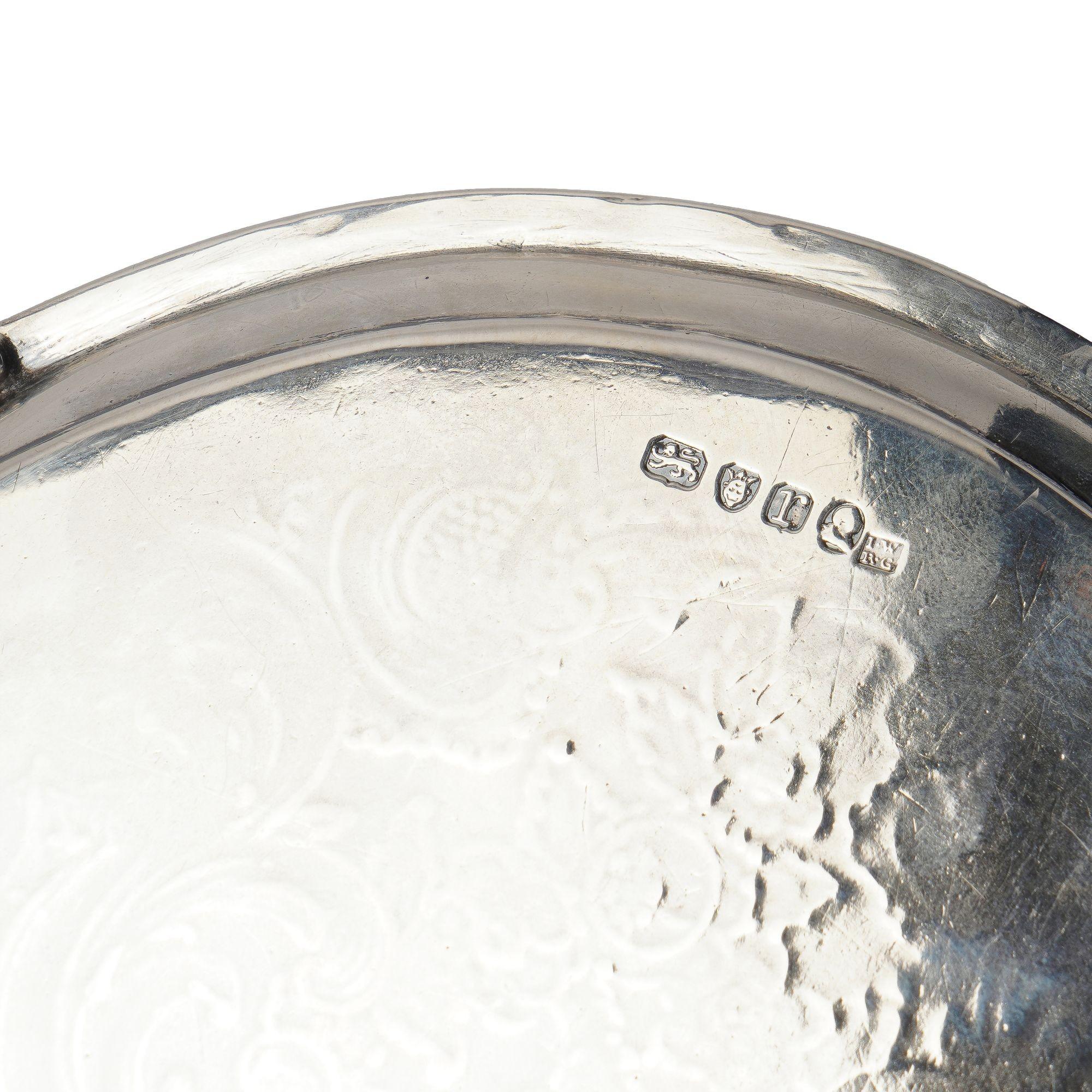 George III sterling footed tray by Robert Garrard & John Wakelin, c. 1792 For Sale 2