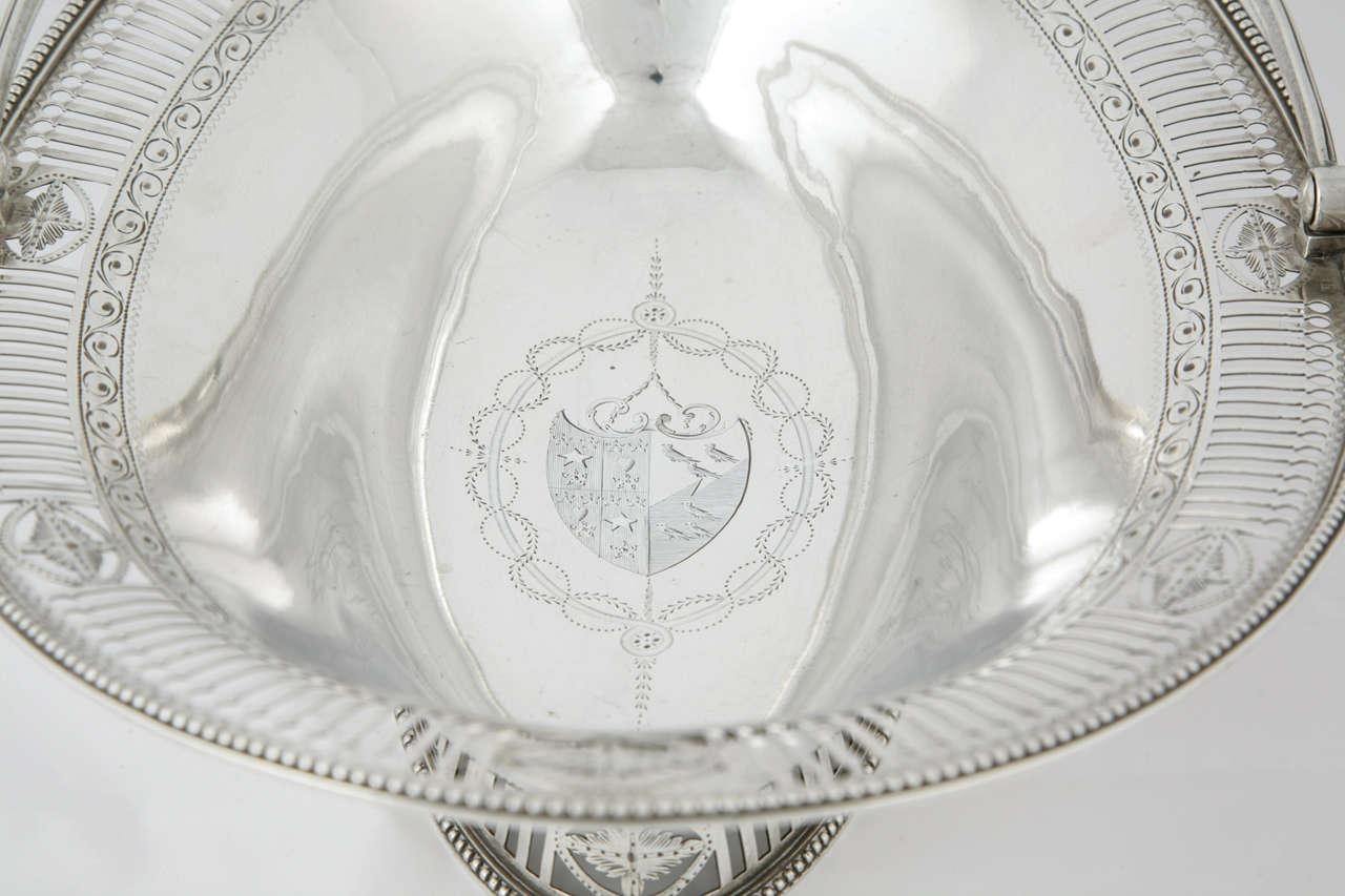 Cestino per torte in argento sterling di Giorgio III in vendita 1