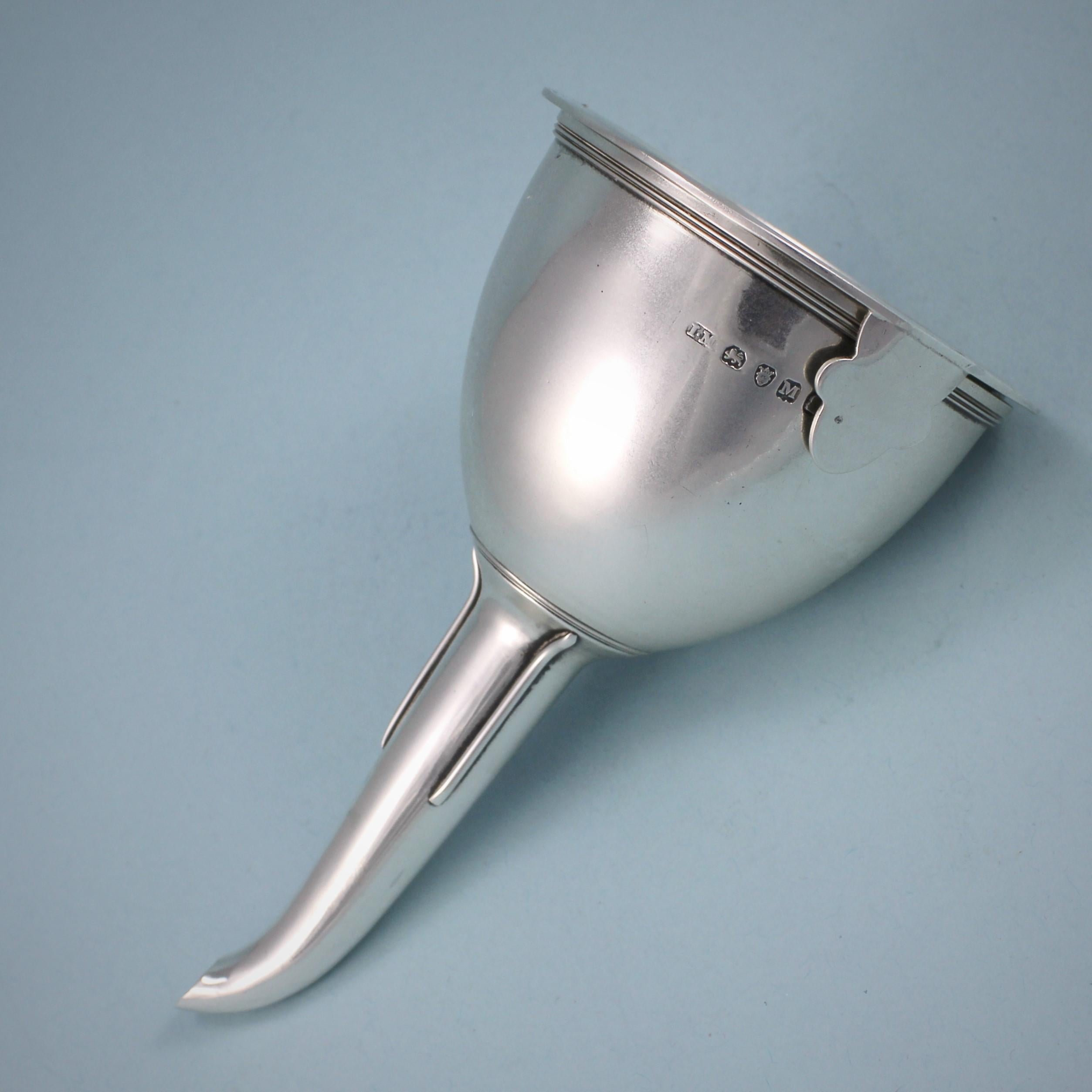 George III Sterling Silver Funnel, Inclusive of Ring by John Moore, London, 1807 For Sale 1