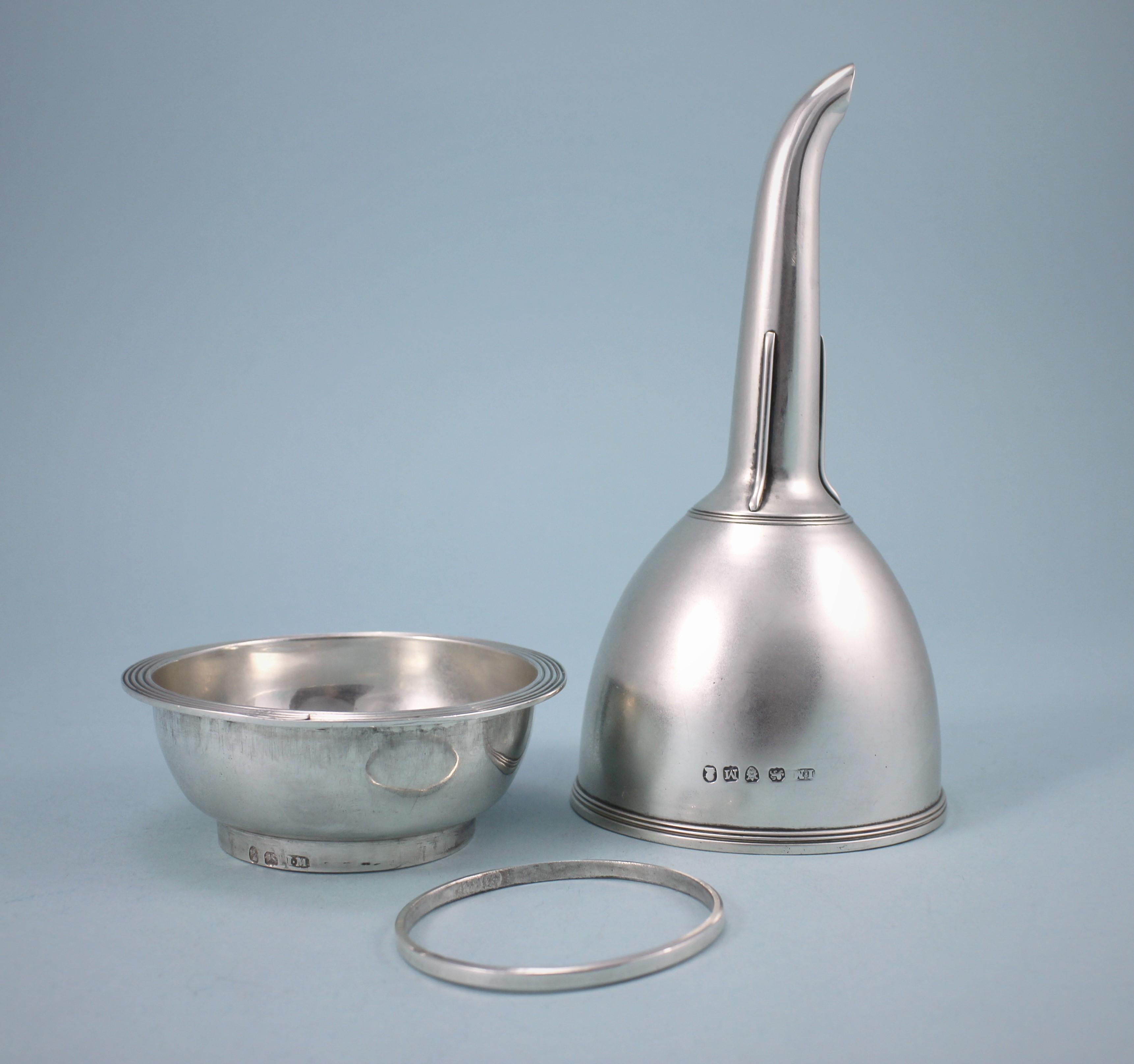 George III Sterling Silver Funnel, Inclusive of Ring by John Moore, London, 1807 For Sale 3