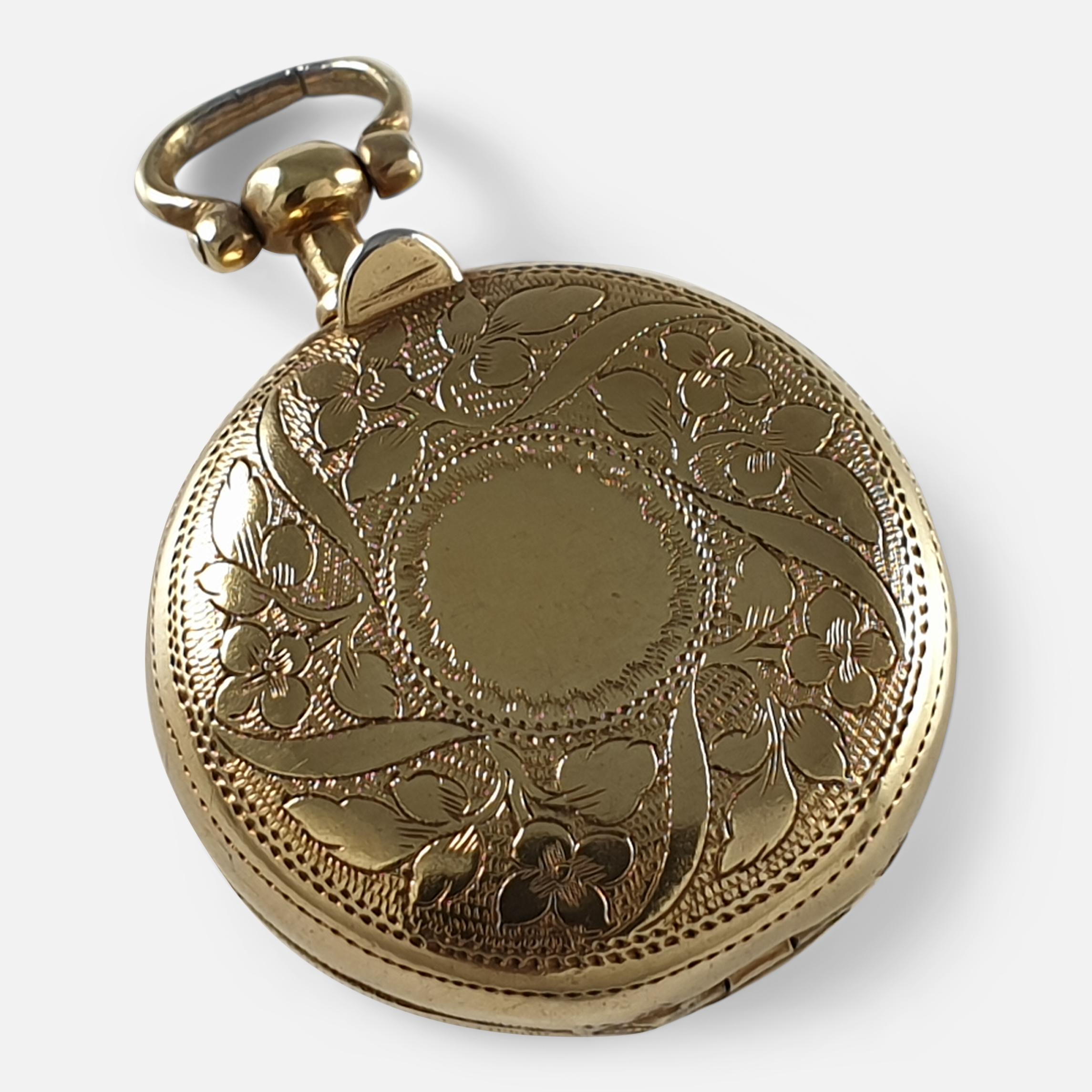 Vinaigrette en argent sterling doré de George III par l'orfèvre Wardell & Kempson, Birmingham, 1814. La Vinaigrette a la forme d'un boîtier de montre, avec un décor de feuillage gravé, l'intérieur avec une grille à charnière, percée et gravée de