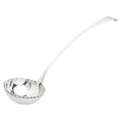 Mestolo in argento di George III di Thomas & William Chawner