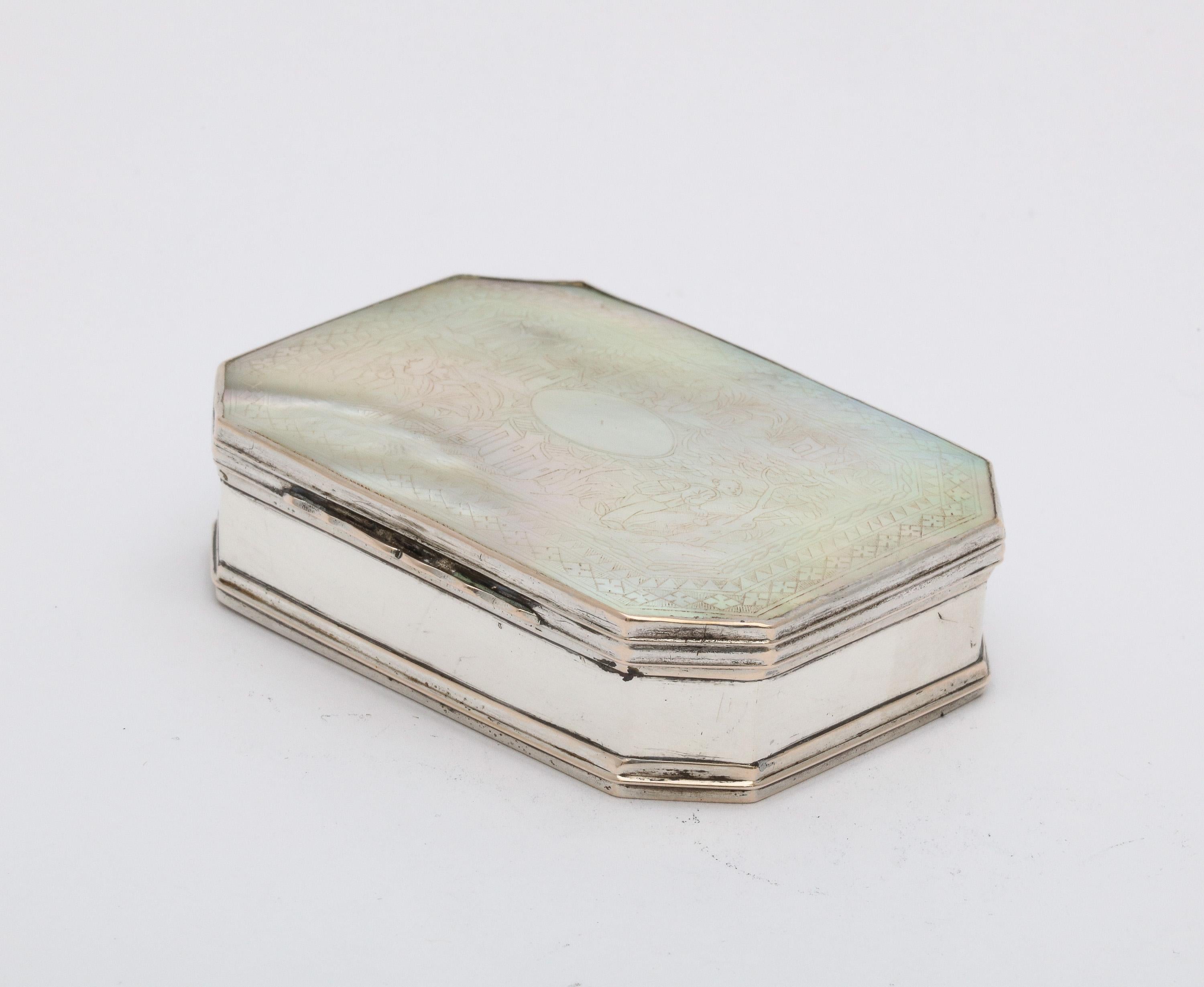 George III Sterling Silver-Mounted Etched Mother-of-pearl Snuff Box For Sale 6