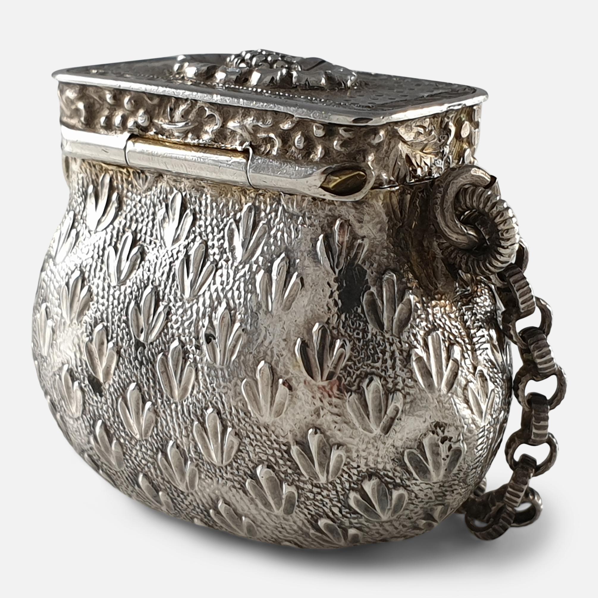 Early 19th Century George III Sterling Silver Novelty Bag Vinaigrette, circa 1815 For Sale