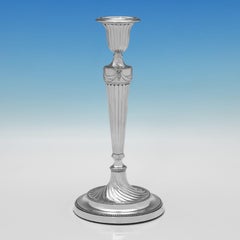 Coppia di candelieri in argento di Giorgio III, John Winter & Co, 1781