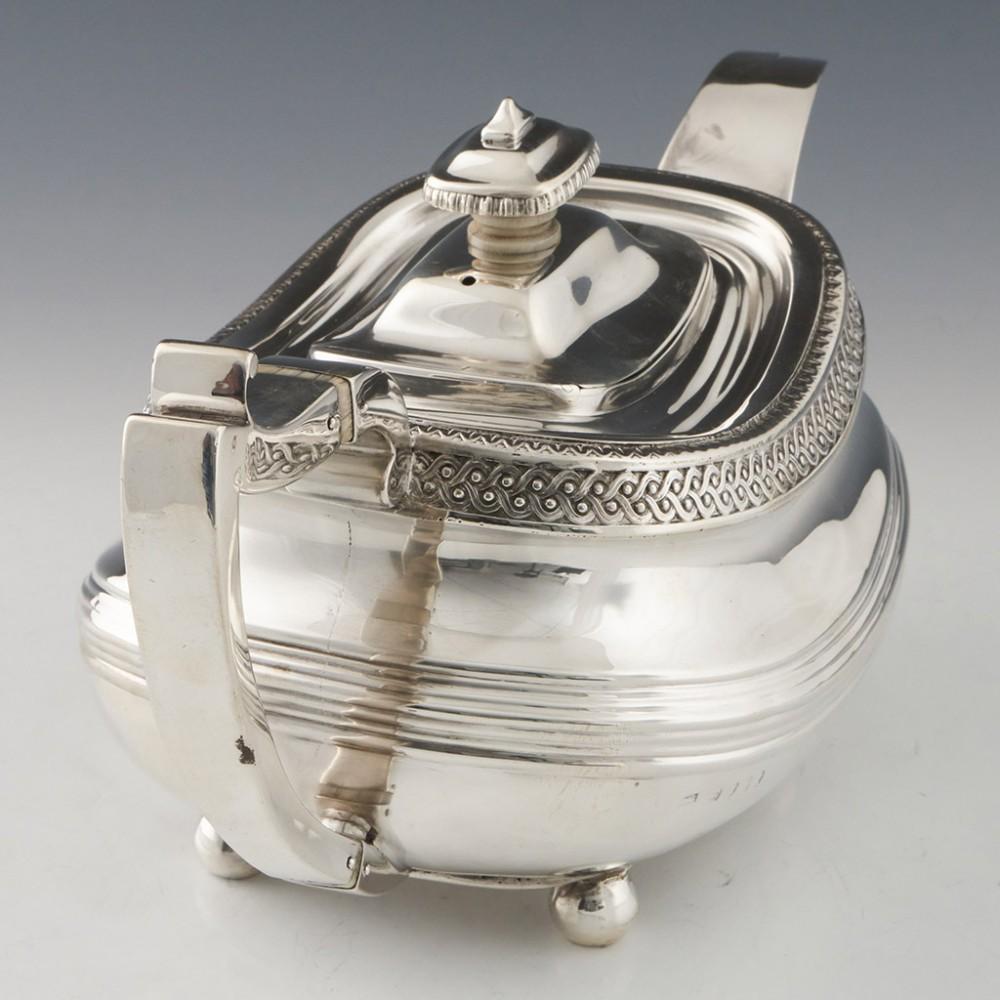British George III Sterling Silver Teapot London 1813 For Sale