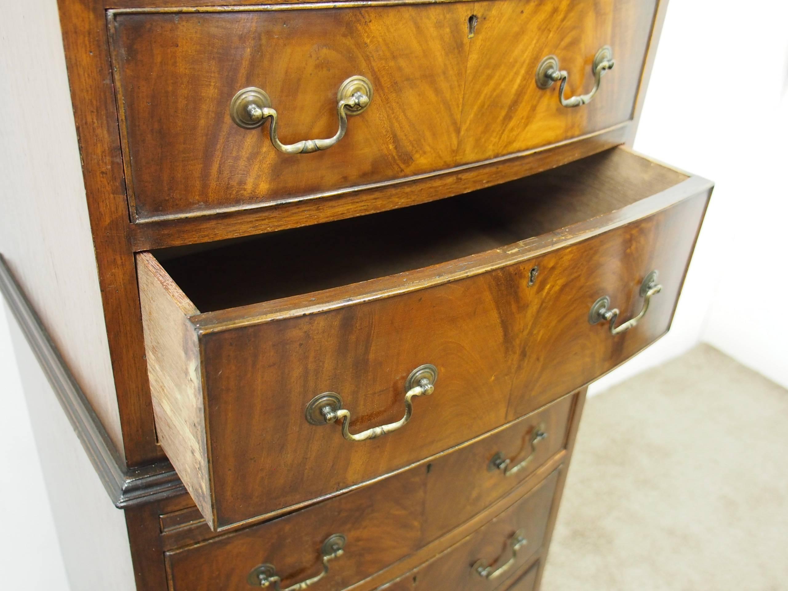 George III Style Bow Front Chest on Chest For Sale 5