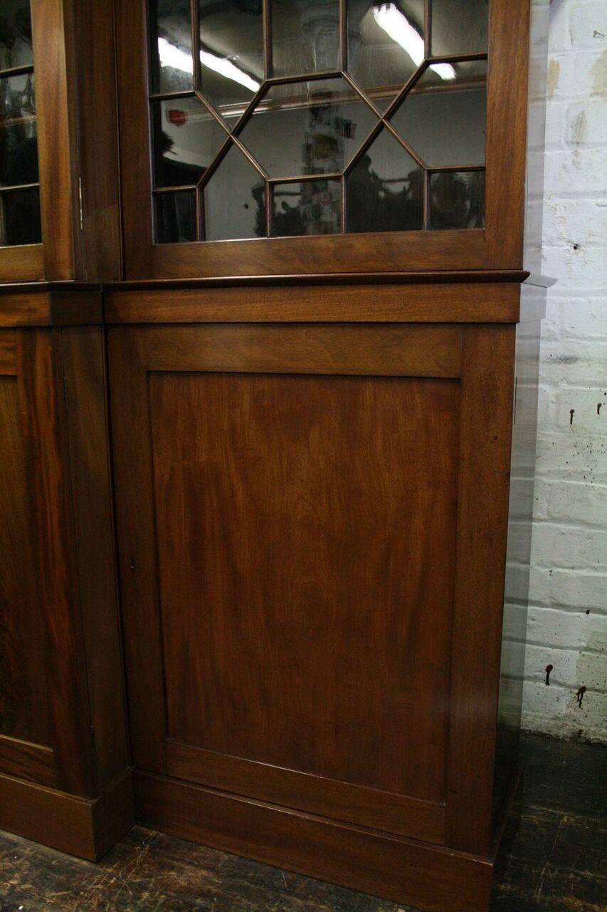 George III Style Breakfront Four-Door Cabinet Bookcase, circa 1850 For Sale 3