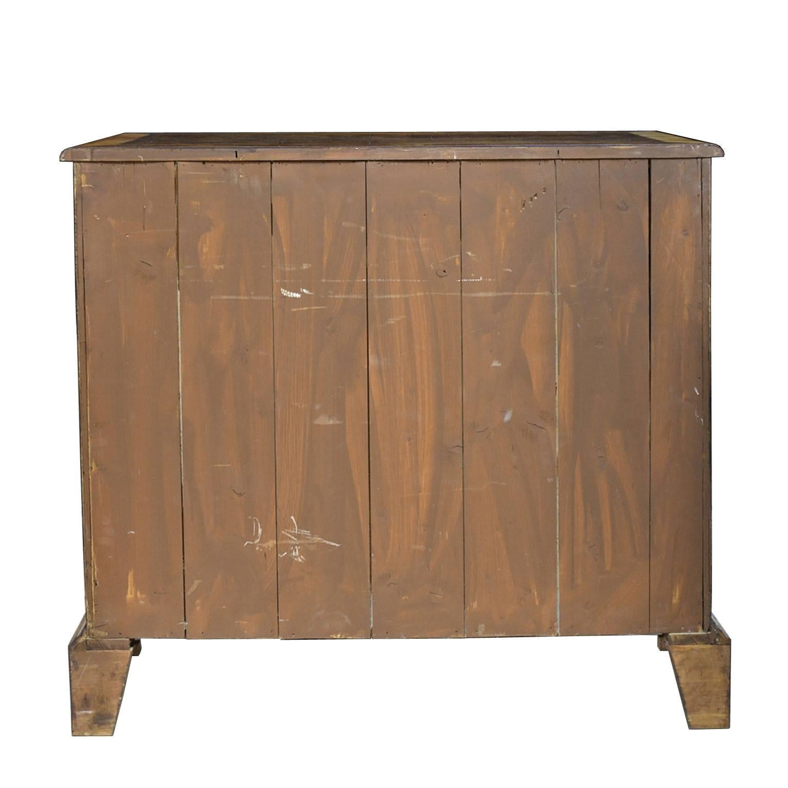 English George III Style Chest of Drawers with Yew-Wood Oyster Veneer For Sale 2