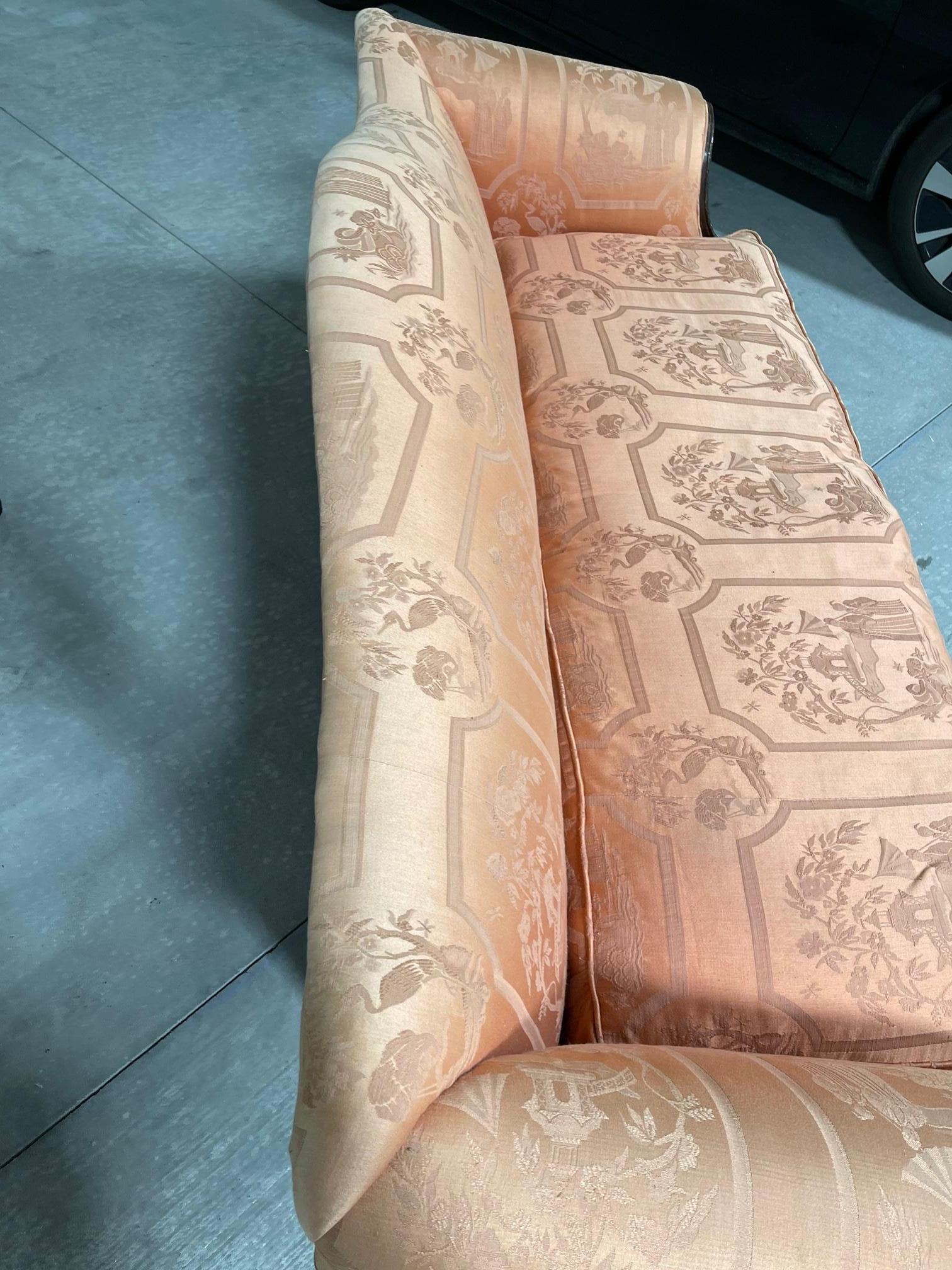 Chippendale-Sofa im George-III-Stil mit asiatischen Motiven, um 1900 (Mahagoni) im Angebot