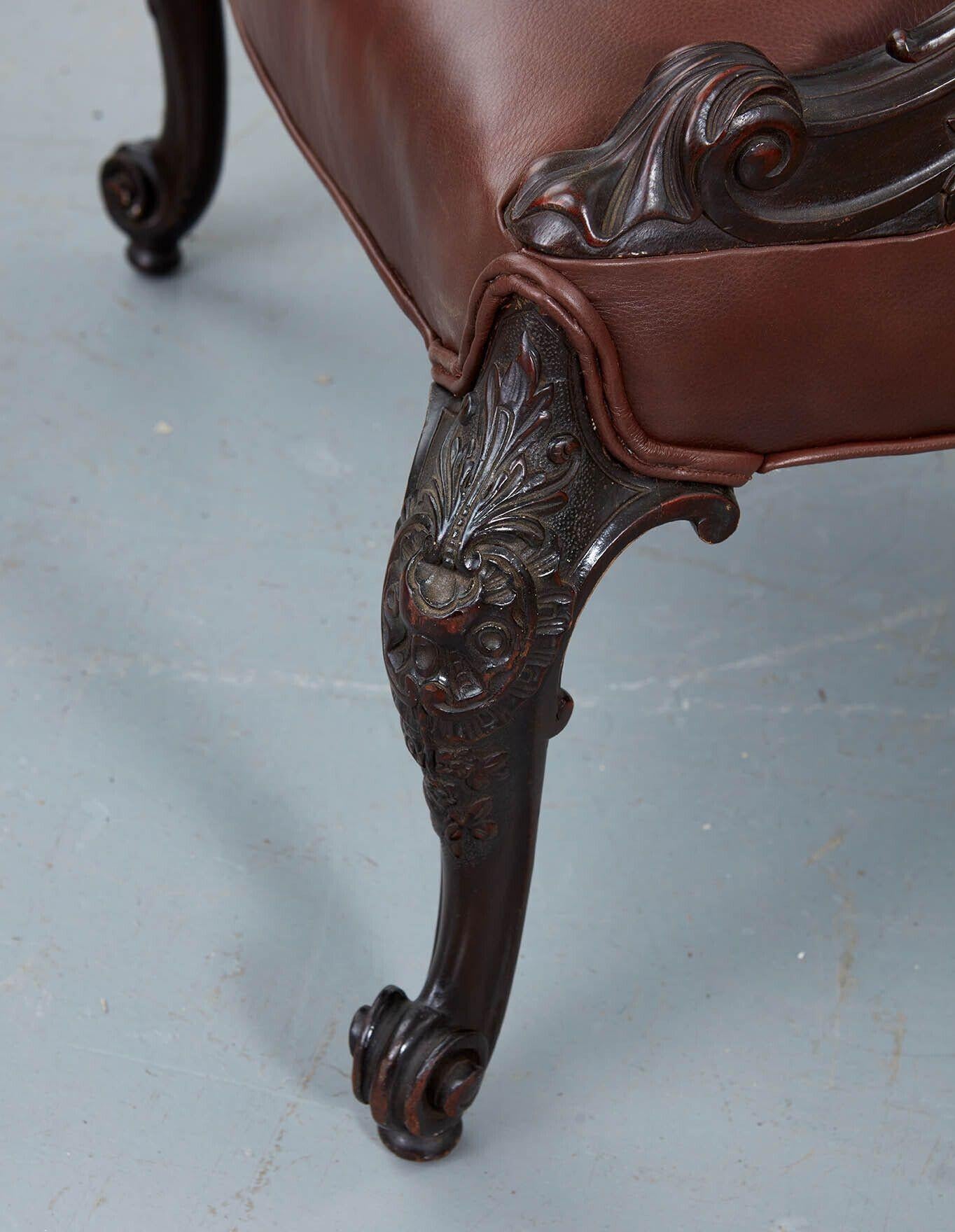 Gainsborough-Sessel im George-III-Stil (Handgeschnitzt) im Angebot
