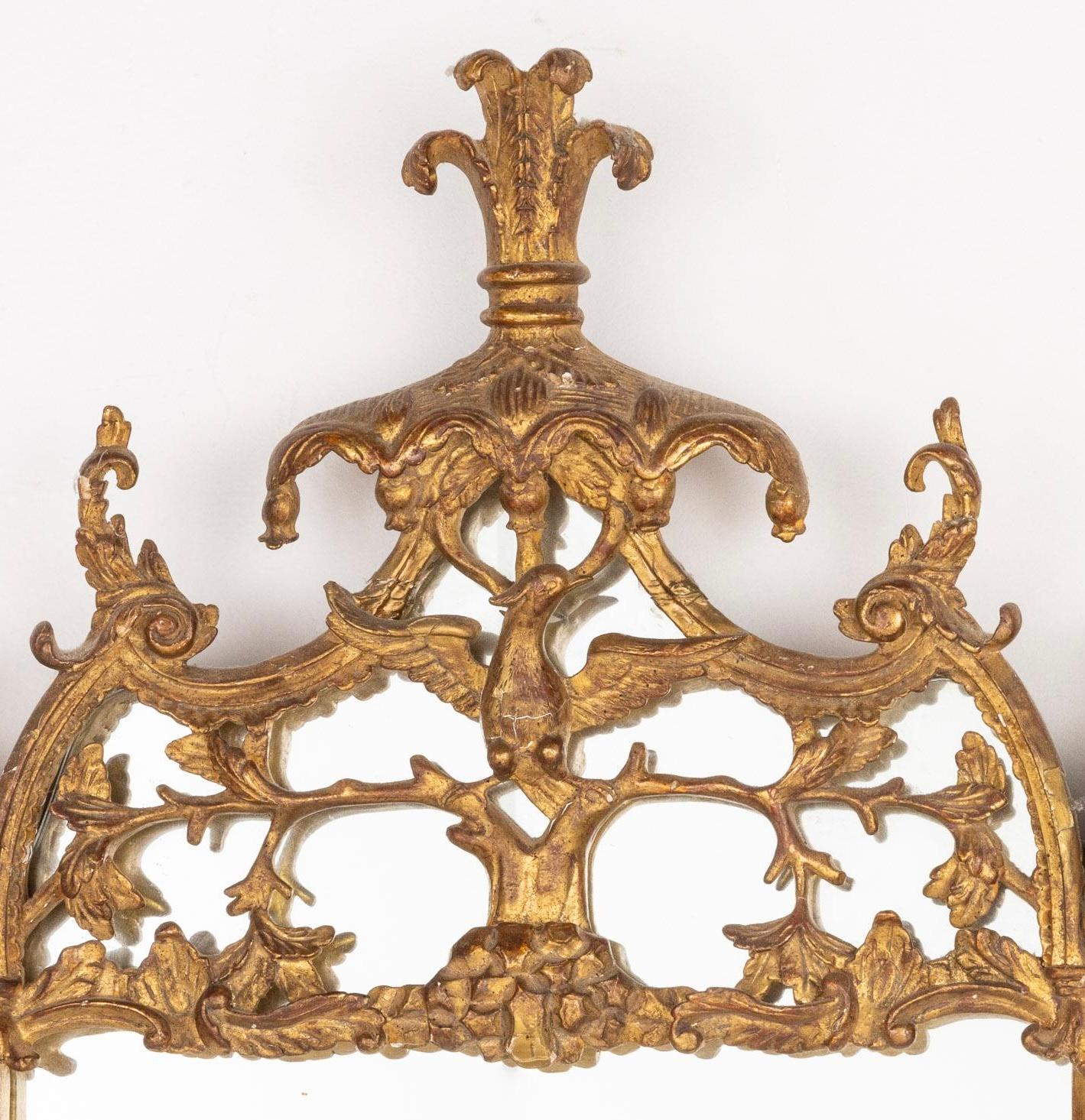 Miroir en bois doré de style George III en vente 2