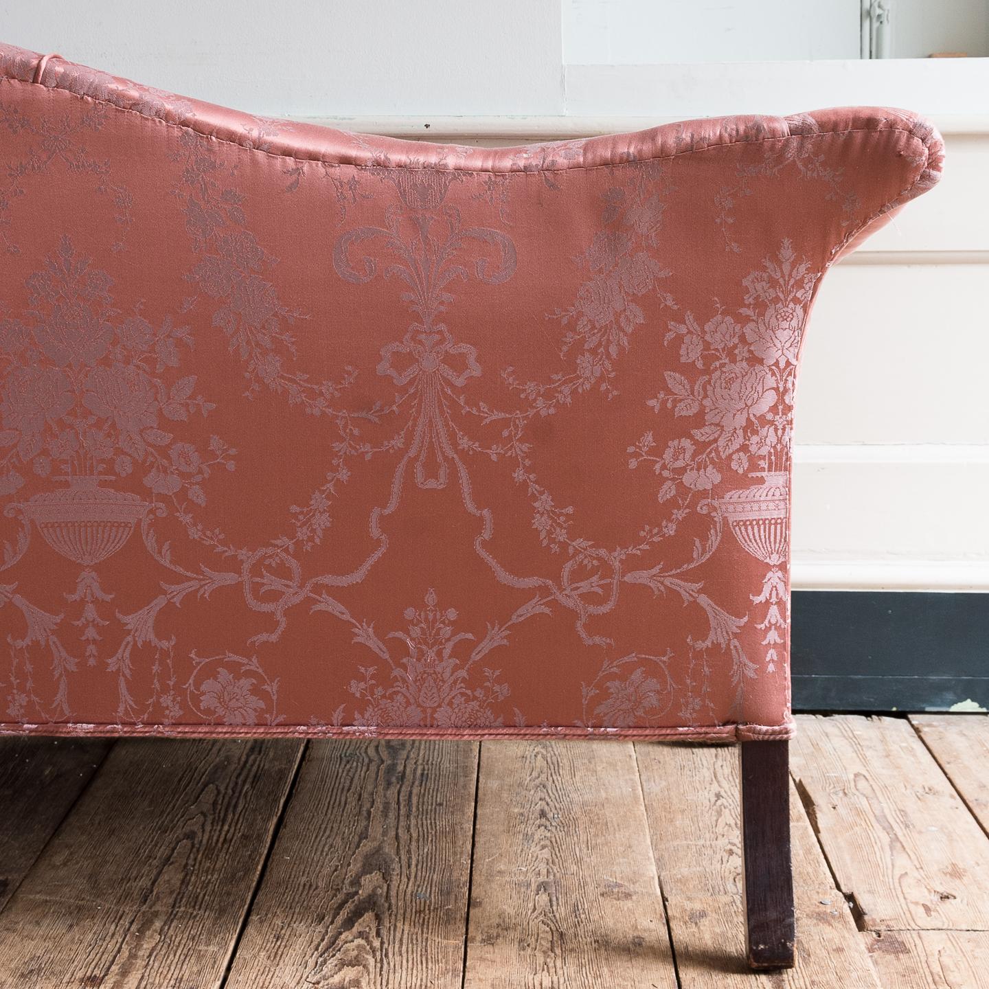 George III Style Humpback Sofa In Good Condition In London, GB