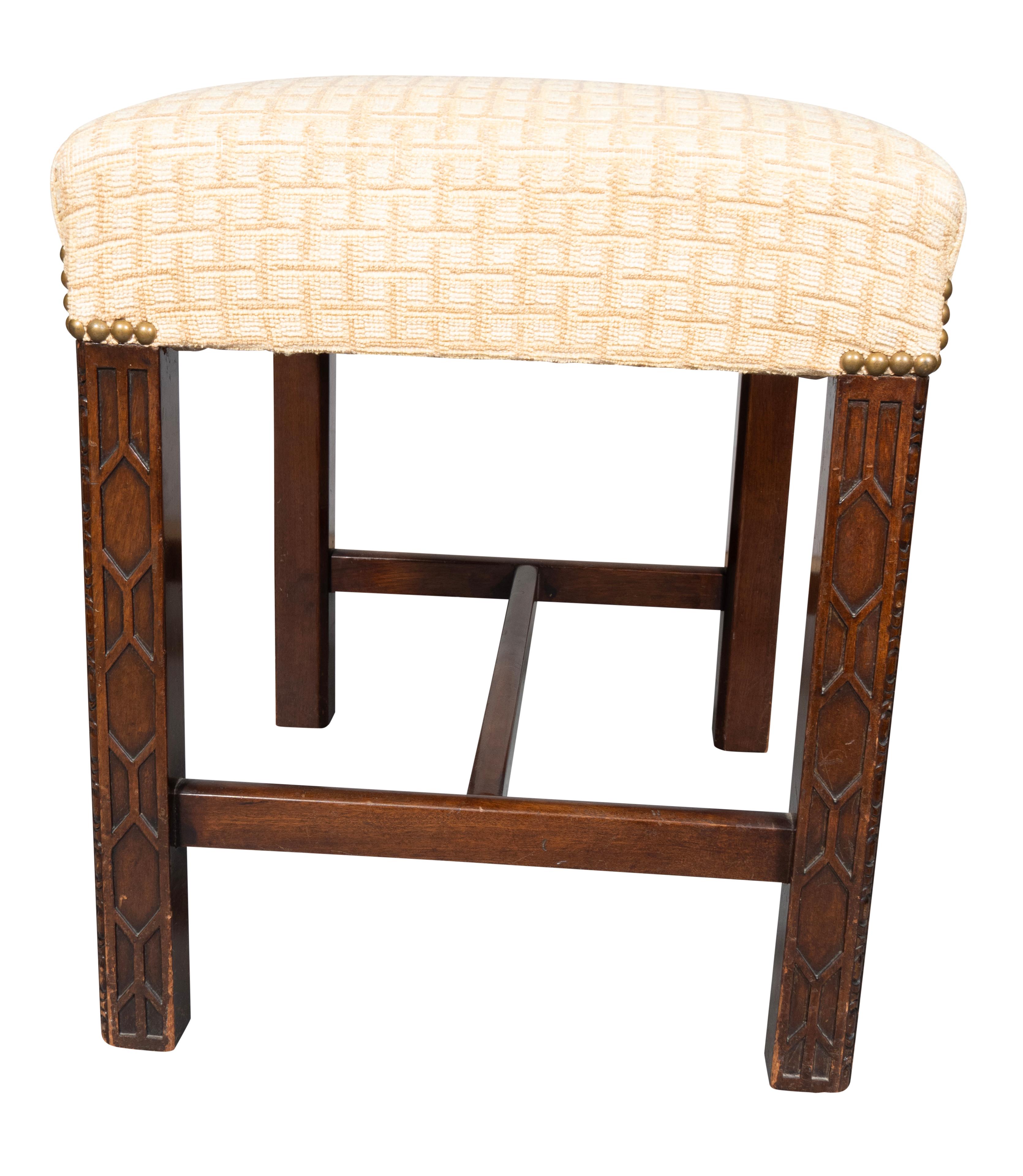 Fin du XIXe siècle Banc en acajou de style George III en vente