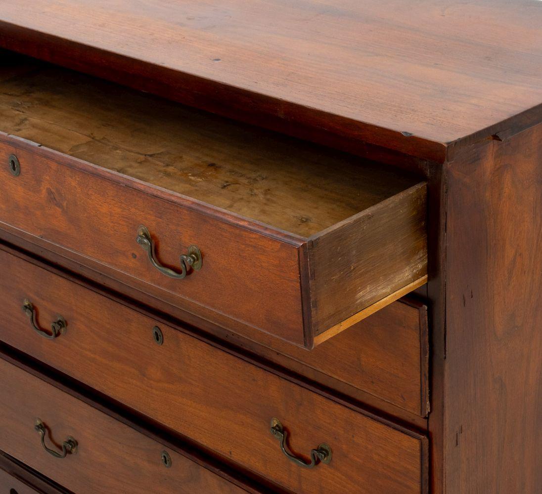 19th Century George III Style Mahogany Chest of Drawers For Sale