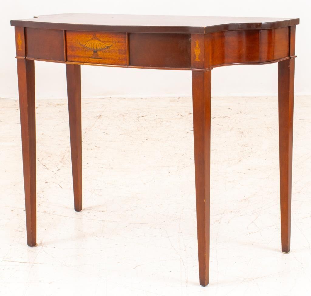George III Style Mahogany Console Table In Good Condition For Sale In New York, NY