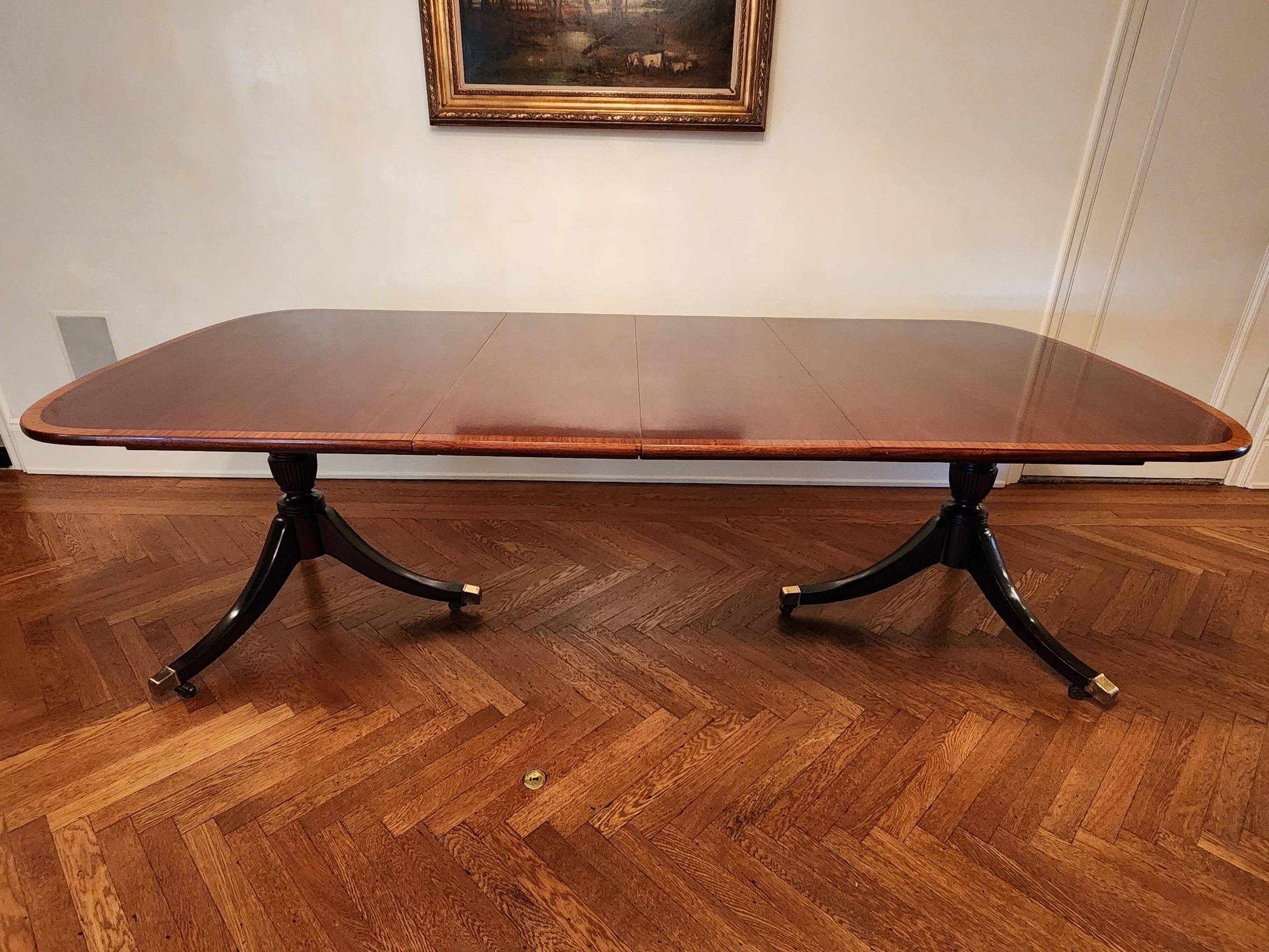 George III Style Mahogany Double Pedestal Dining Table, 20th Century 6