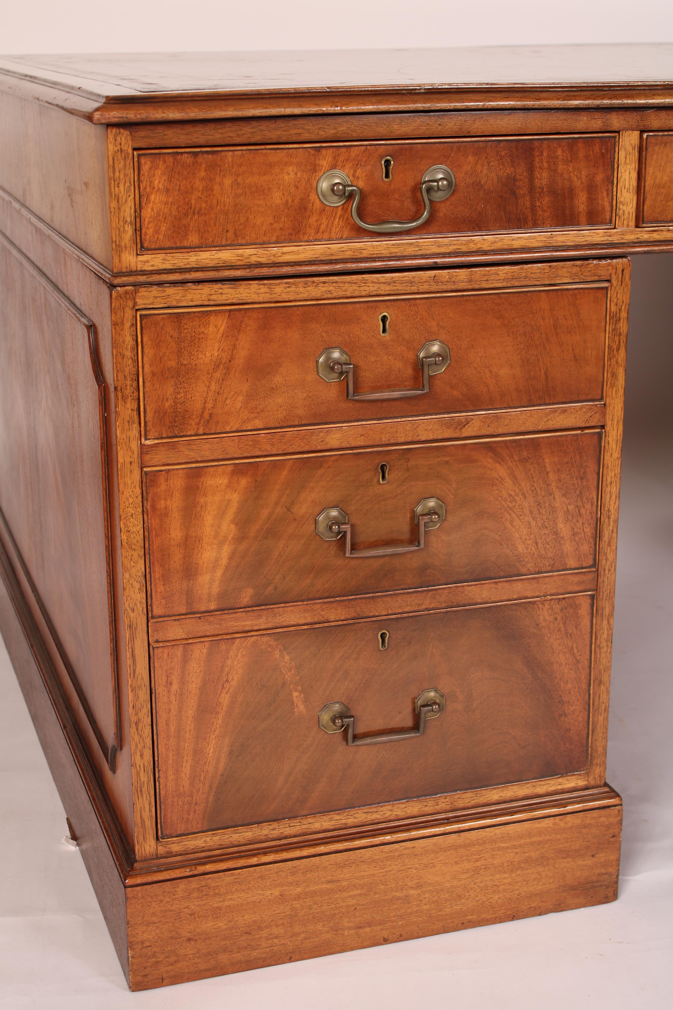 Bureau d'associés en acajou de style George III en vente 4