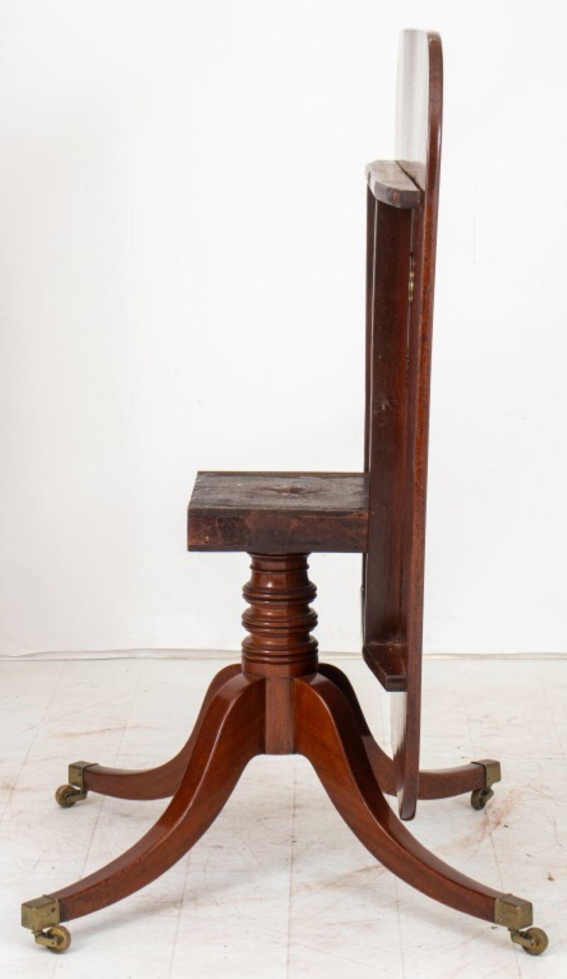 George III Style Mahogany Pedestal Table, 19th Century 5
