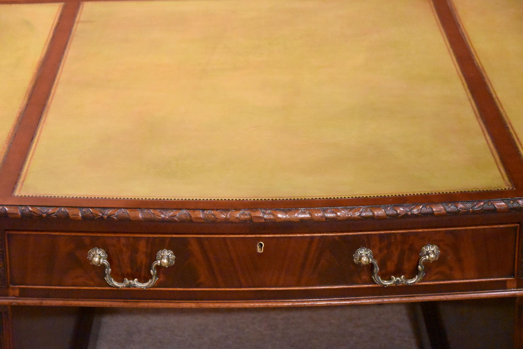 George III Style Mahogany Serpentine Partners Desk For Sale 1