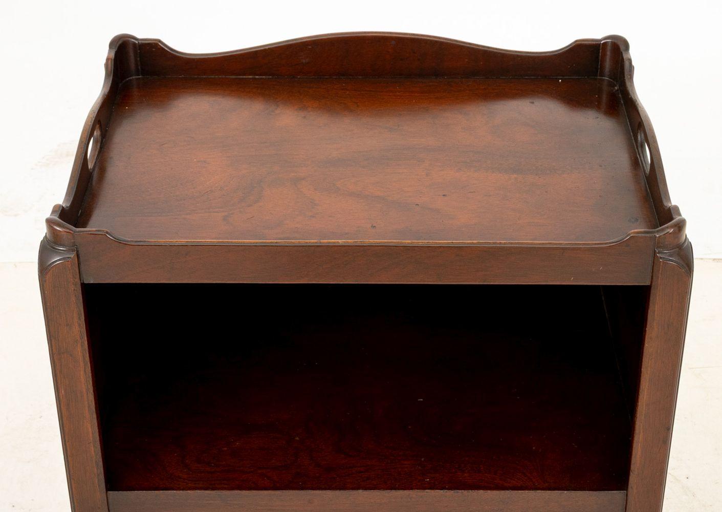 George III Style Mahogany Side Tables, Pair For Sale 1