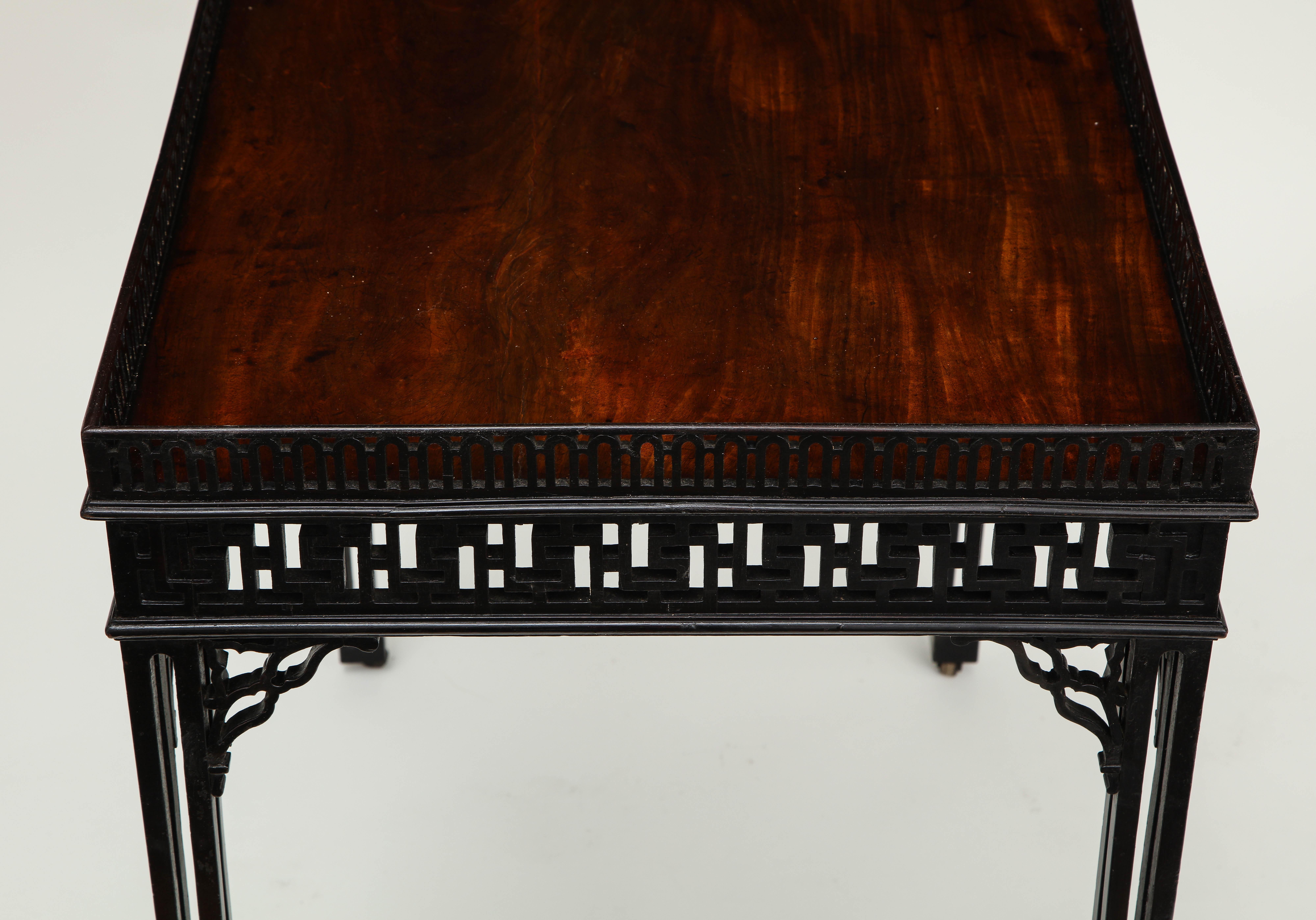19th Century Chippendale Mahogany Silver Table For Sale 7
