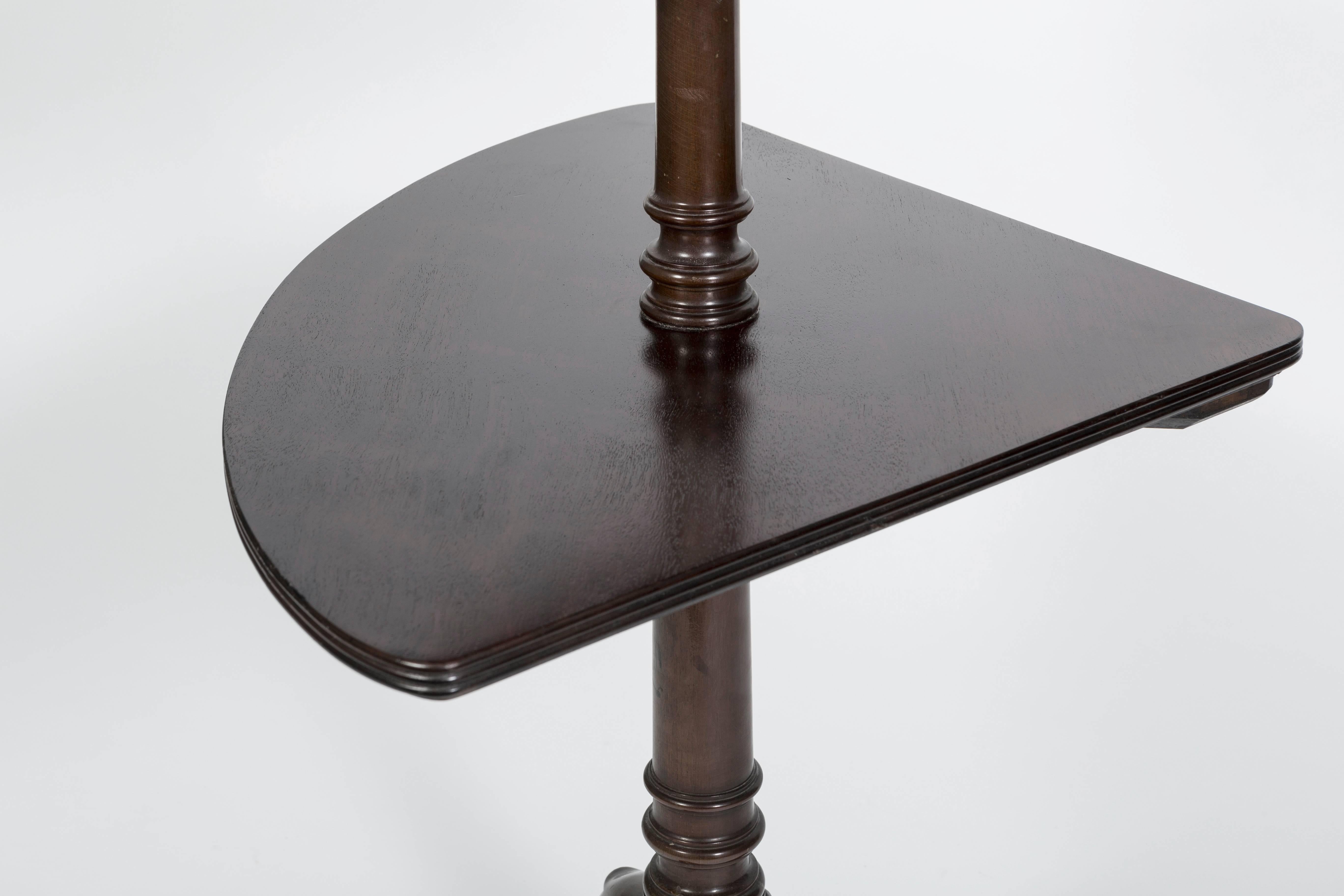 English 19th Century Mahogany Three-Tiered Corner Stand with Gallery Rail For Sale