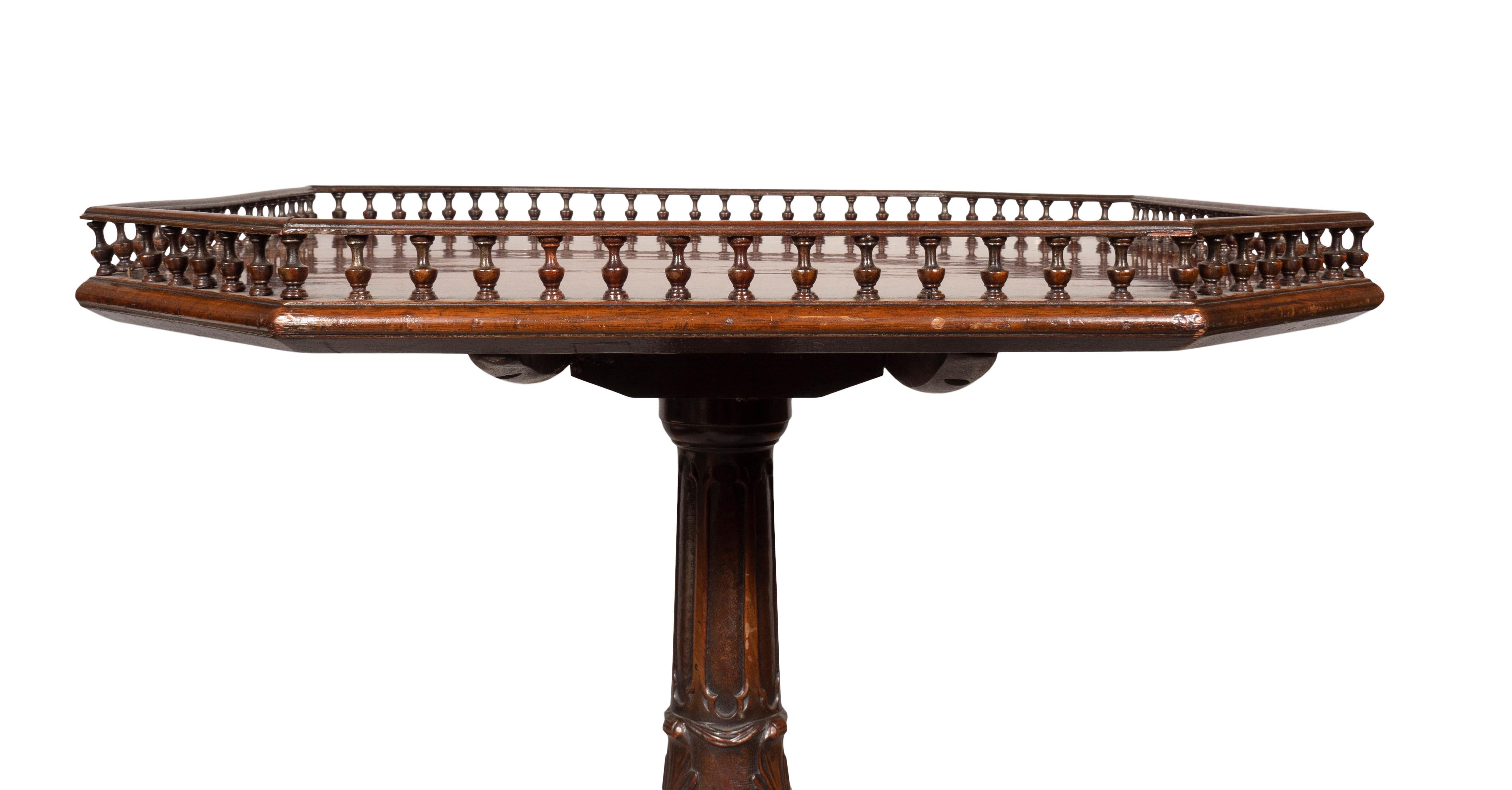 Mahagoni-Tisch mit Klappplatte im George-III-Stil im Zustand „Gut“ im Angebot in Essex, MA