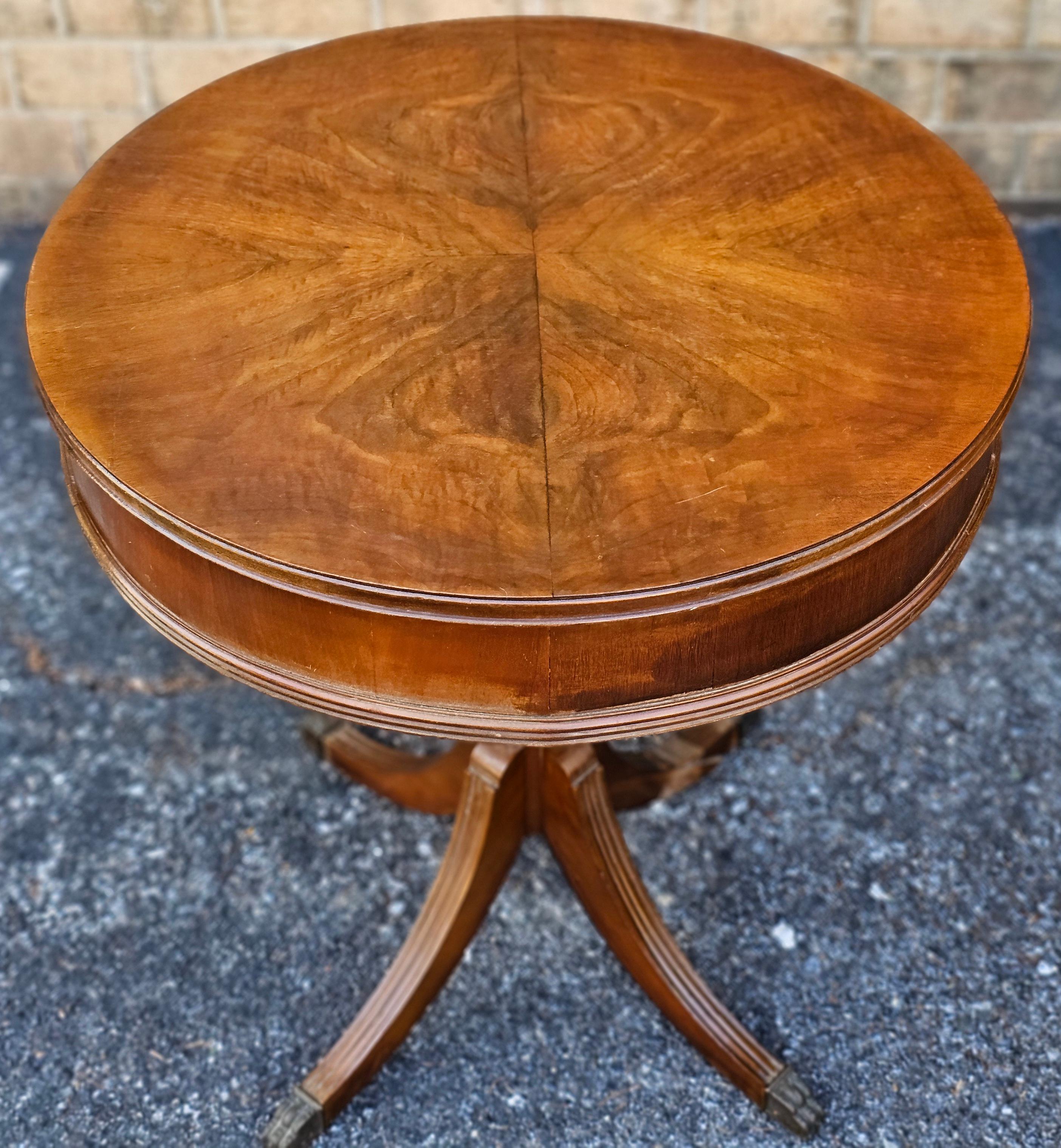 Carved Early 20th Century George III Style Mahogany Two-Drawer Drum Table For Sale