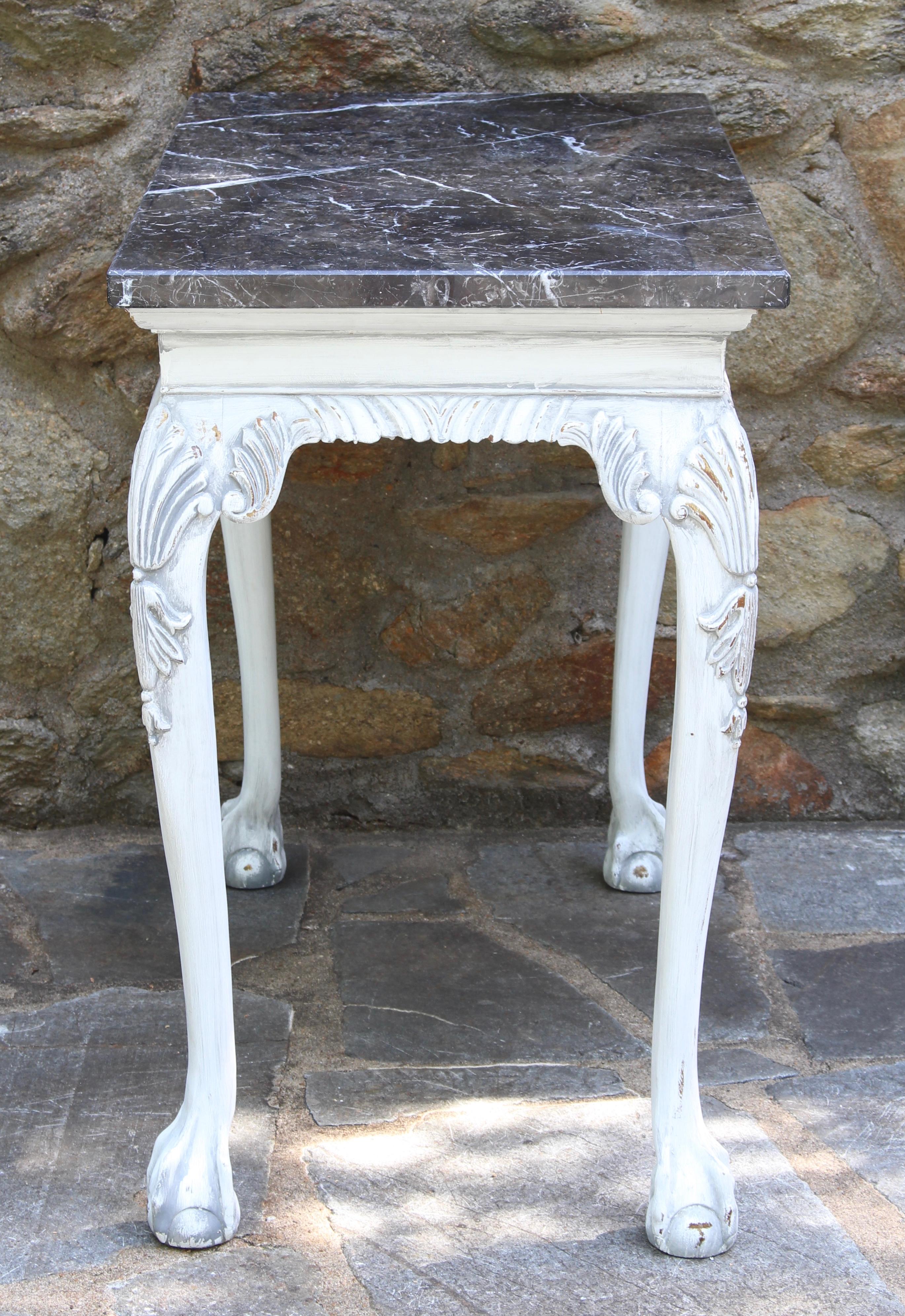 George III Style Marble Topped Console Table In Good Condition In Kilmarnock, VA
