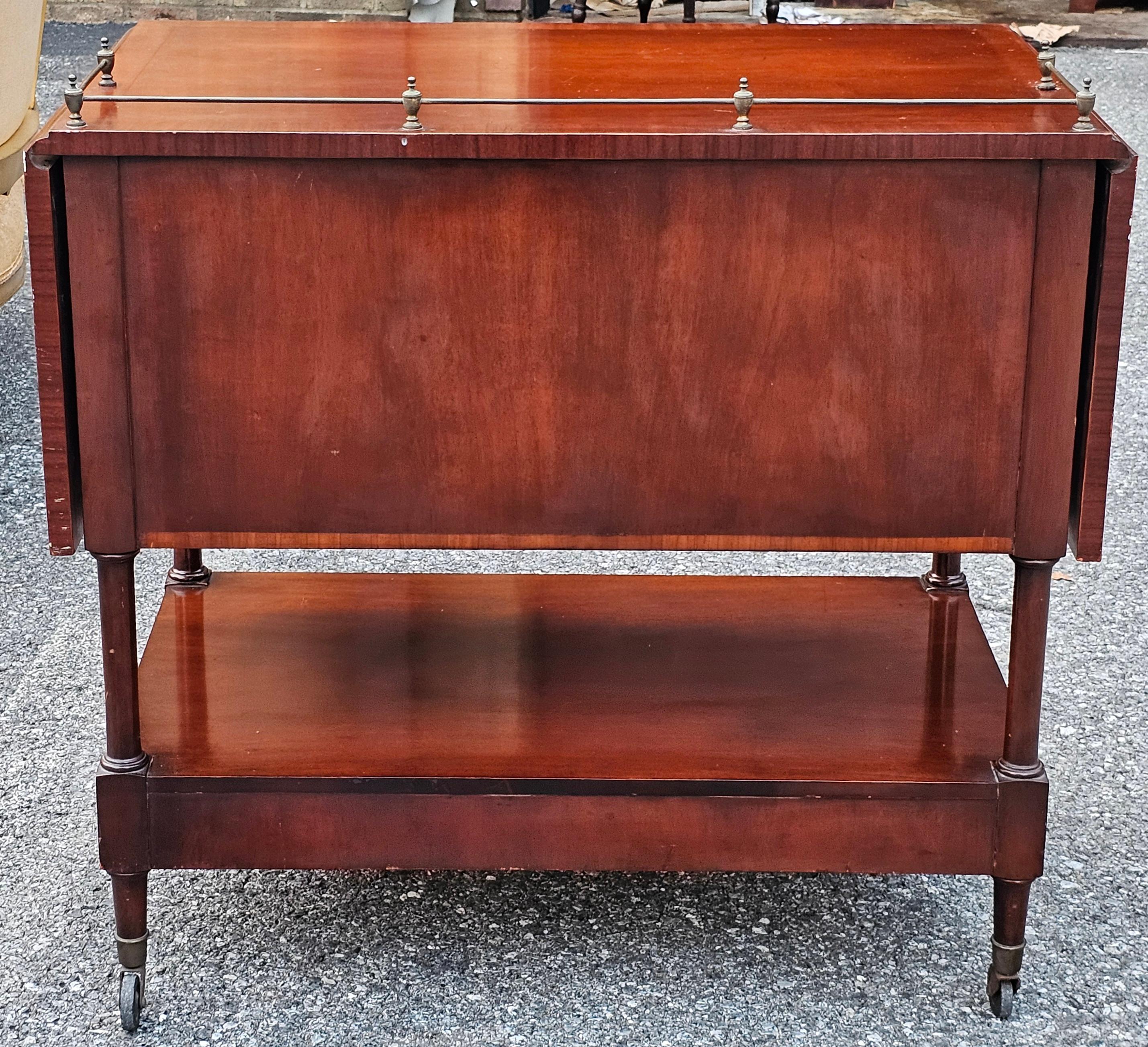 George III Style Marquetry Inlaid Mahogany Drop Leaf Wheeled Dry Bar For Sale 7