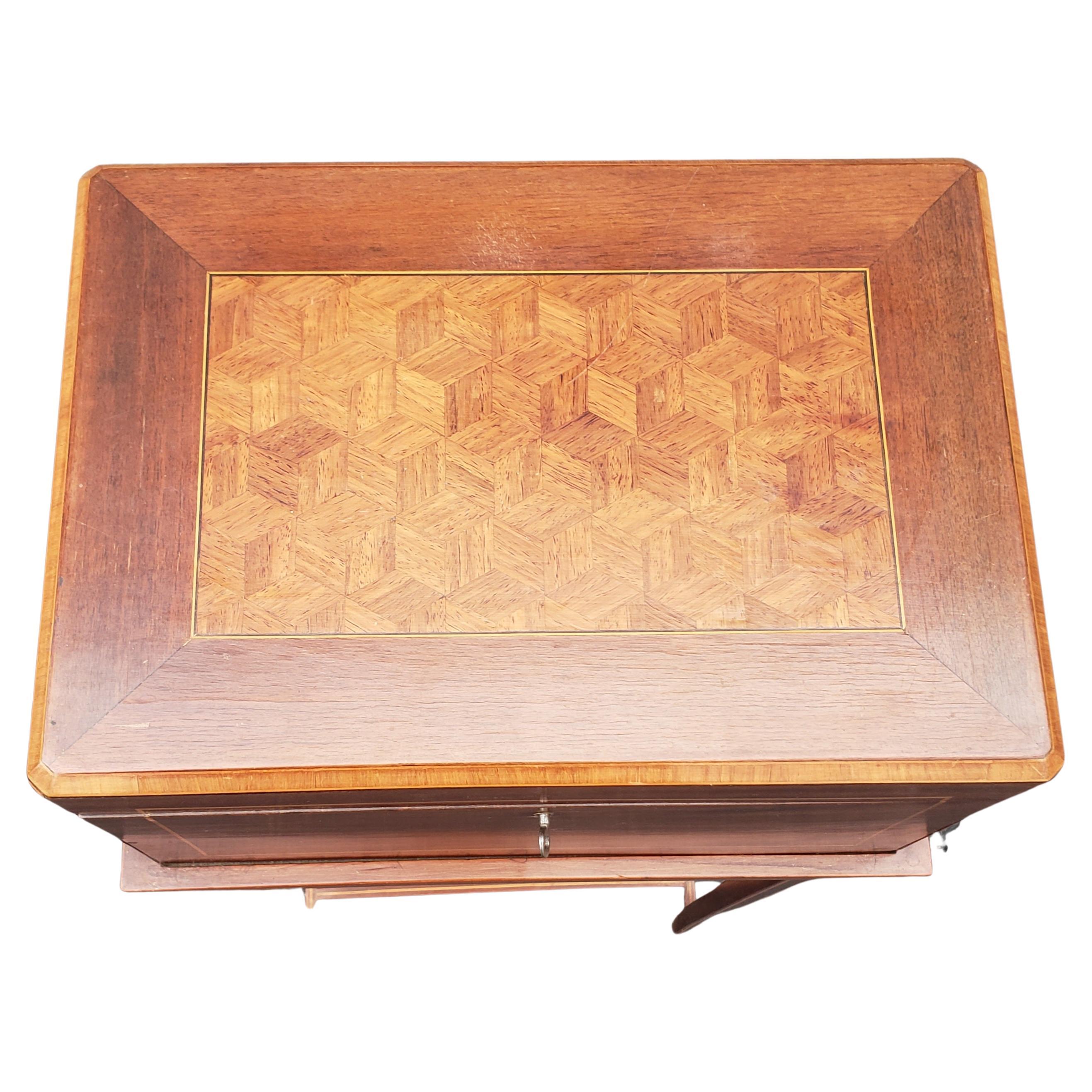 20th Century George III Style Parquetry Mahogany and Satinwood Dresser Box On Stand with Tray For Sale