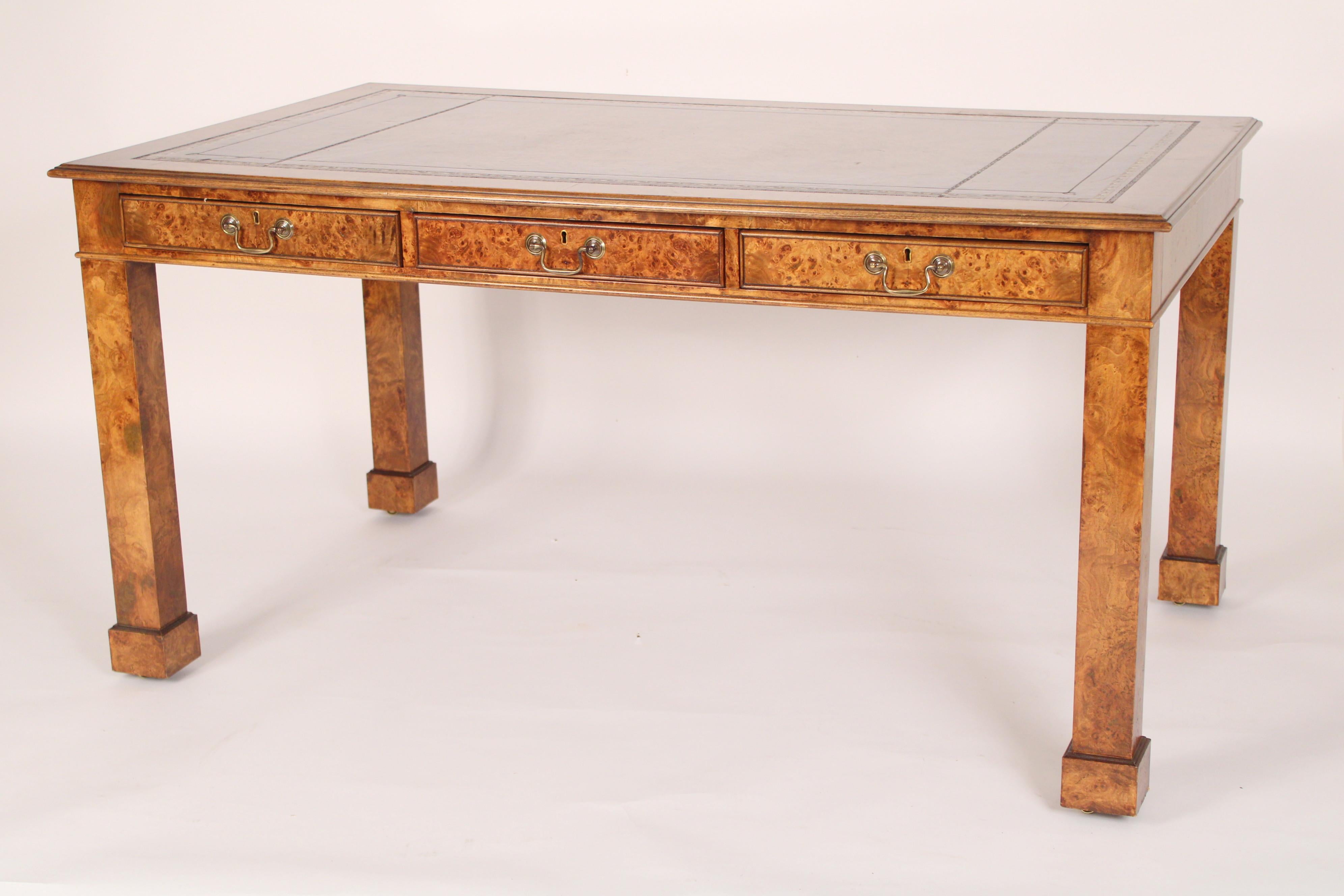 George III Style Partners Writing Table In Good Condition In Laguna Beach, CA