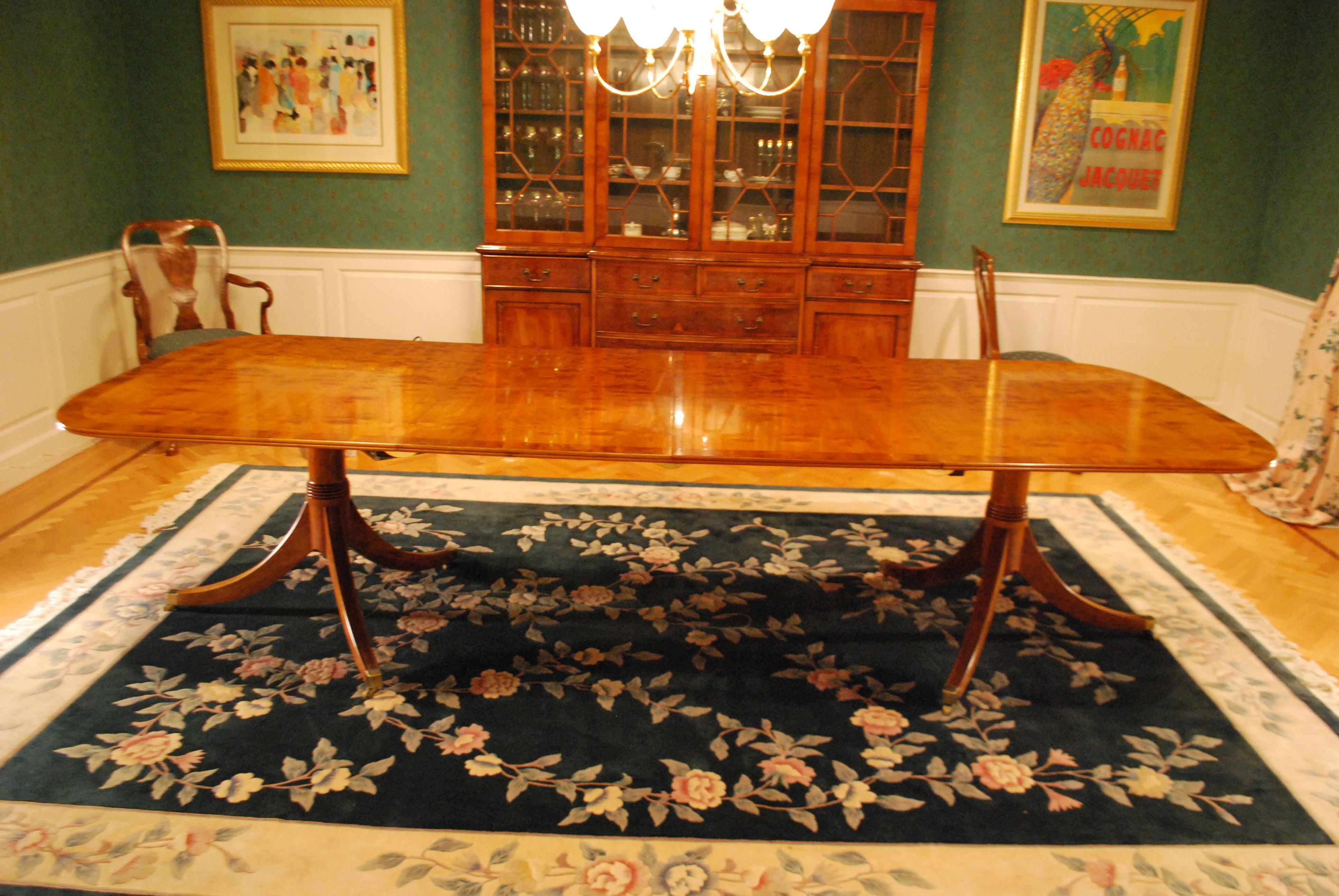 American George III Style Pedestal Table in Yewood